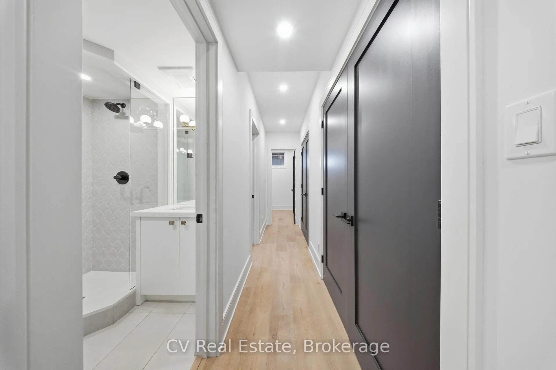 Photo 31 of 324 Winona Drive, Toronto, Oakwood Village — HOMEH