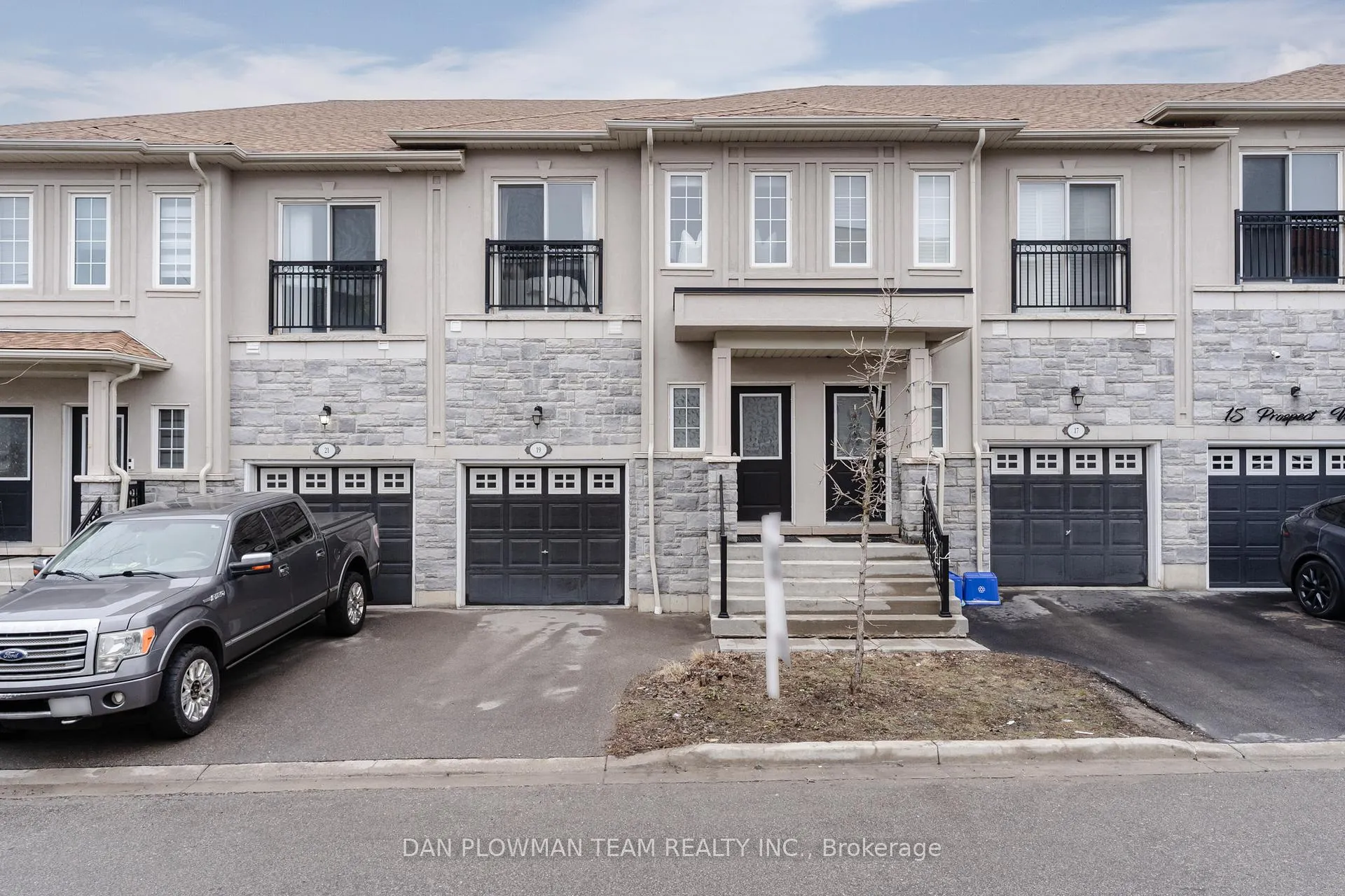 Photo 1 of 19 Prospect Way, Whitby, Pringle Creek — HOMEH