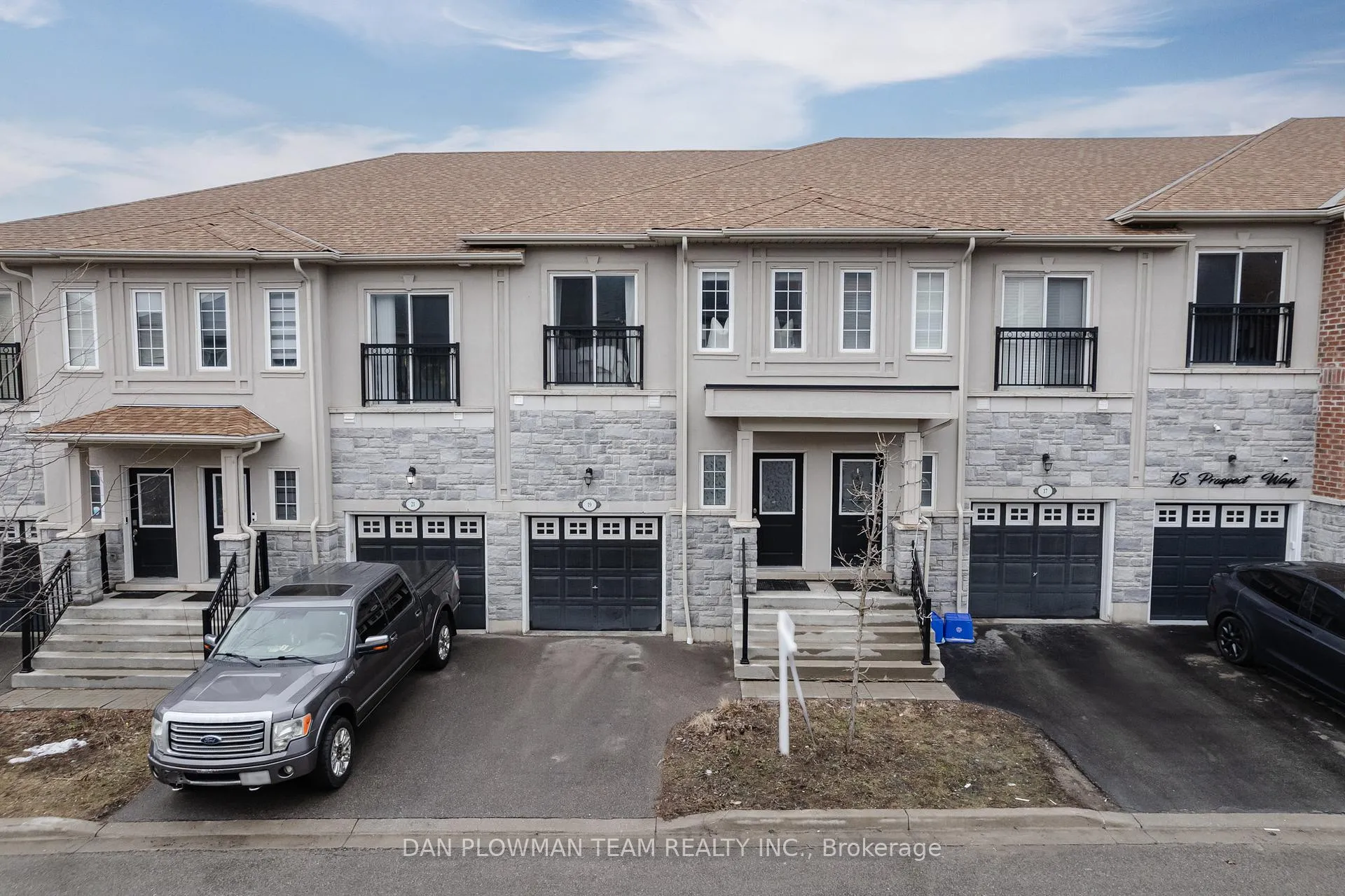 Photo 2 of 19 Prospect Way, Whitby, Pringle Creek — HOMEH