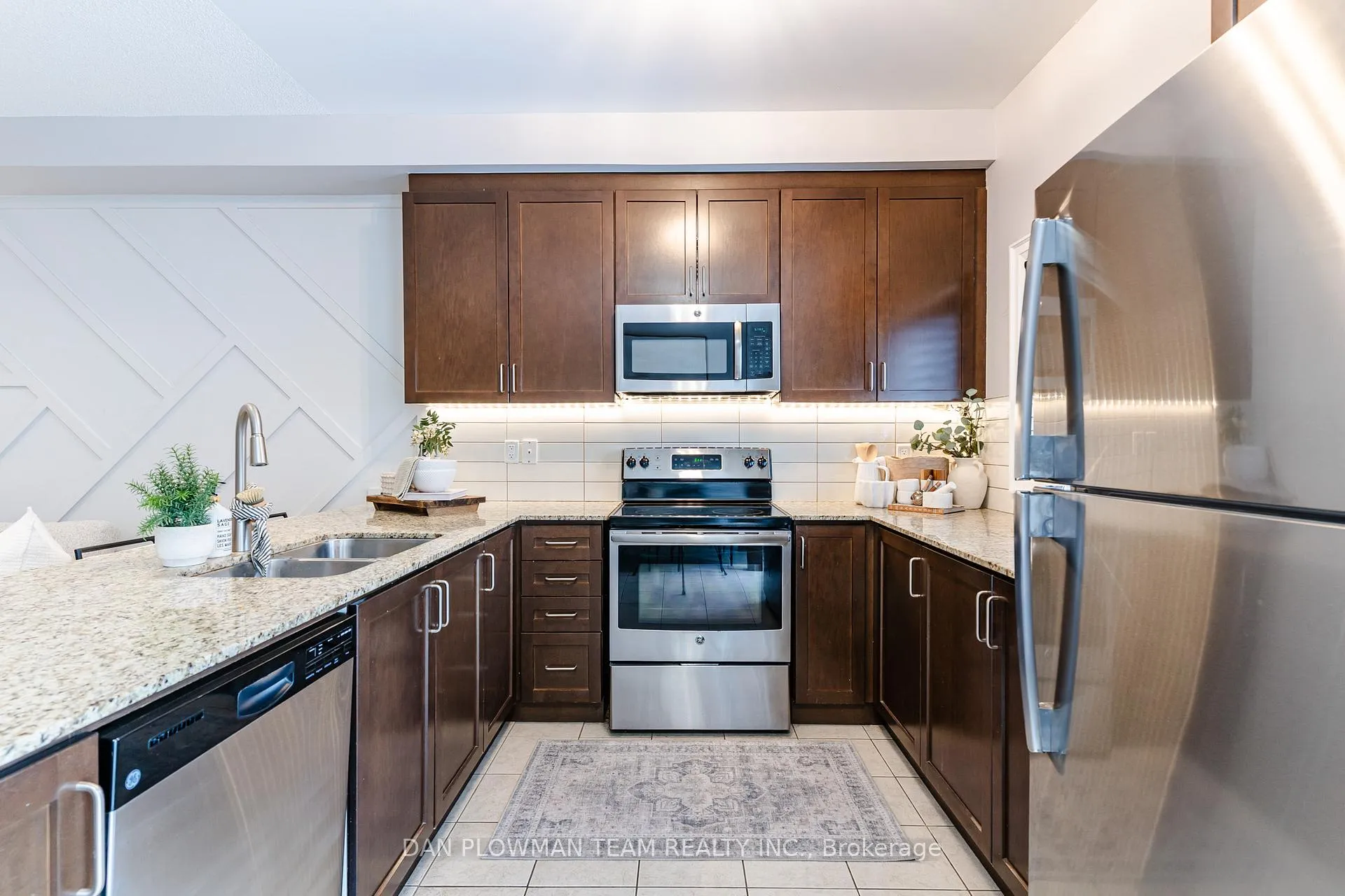Photo 11 of 19 Prospect Way, Whitby, Pringle Creek — HOMEH