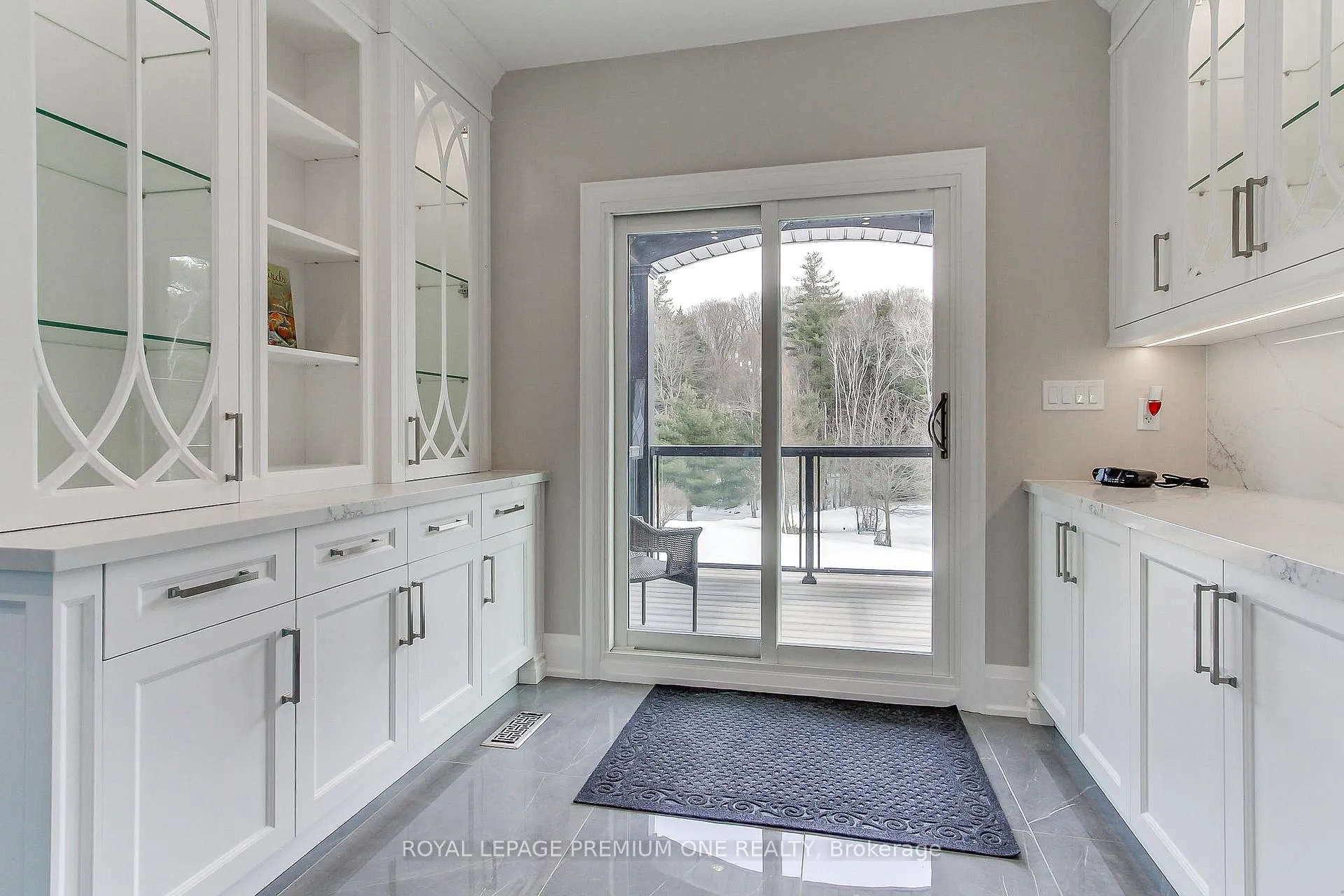 Photo 17 of 211 Pine Avenue, Caledon, Palgrave — HOMEH
