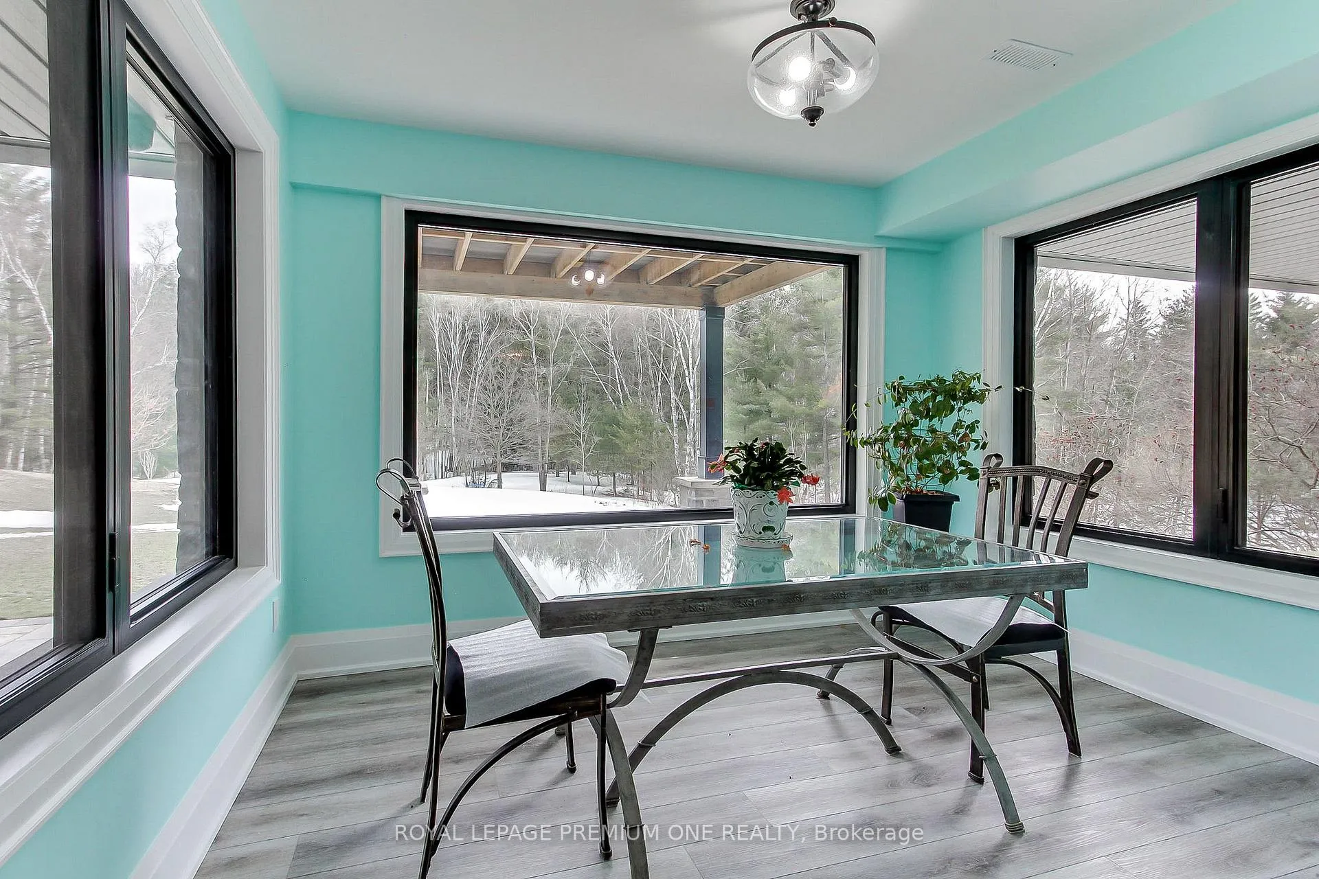 Photo 39 of 211 Pine Avenue, Caledon, Palgrave — HOMEH