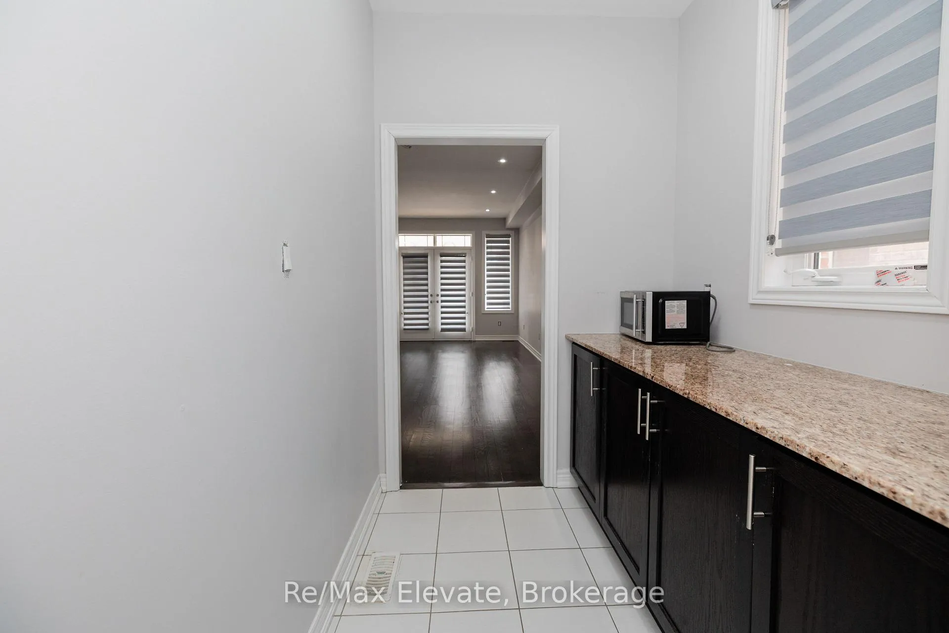 Photo 15 of 958 Green Street, Innisfil, Lefroy — HOMEH