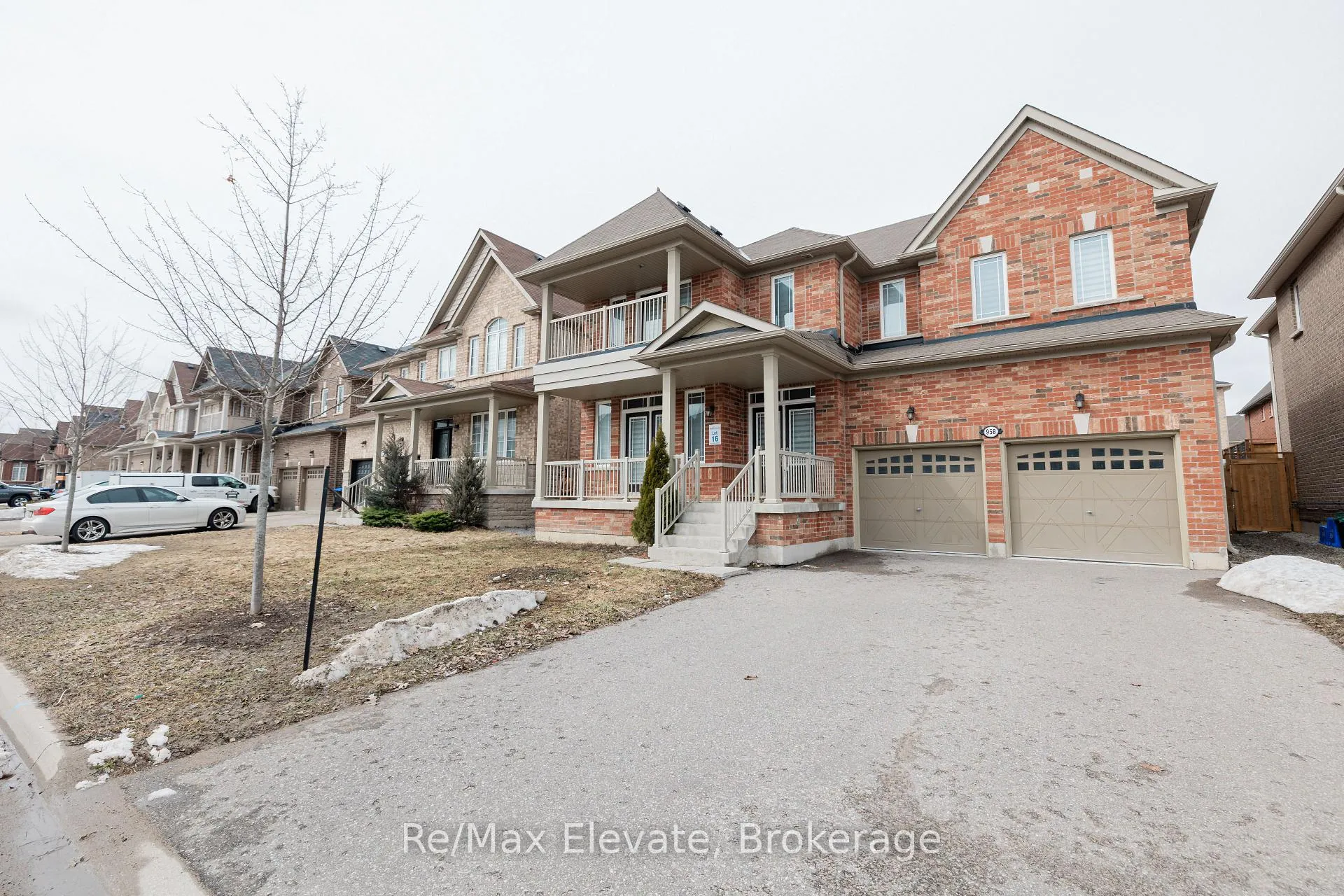 Photo 22 of 958 Green Street, Innisfil, Lefroy — HOMEH