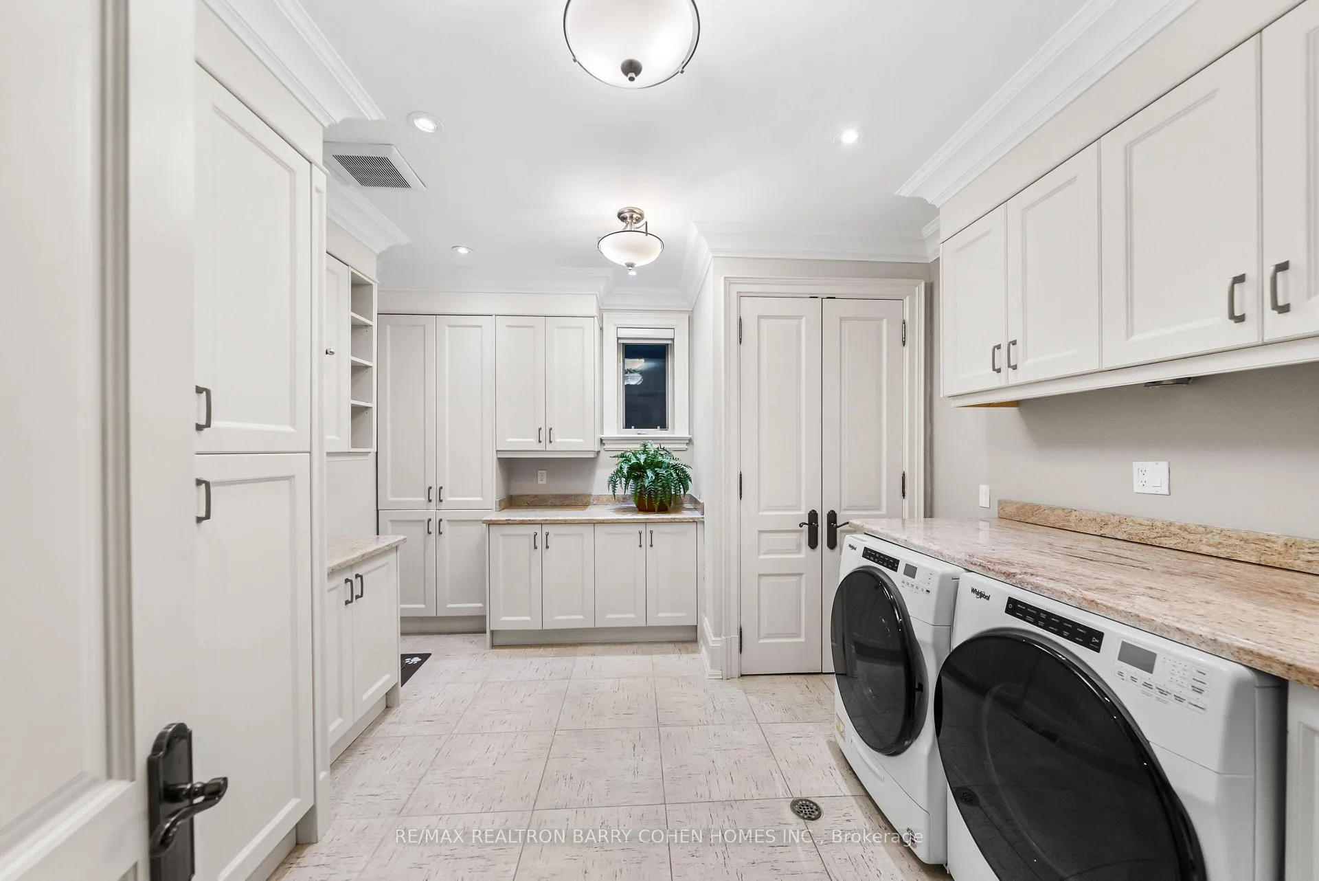 Photo 43 of 268 St Leonards Avenue, North York, Bridle Path-Sunnybrook-York Mills — HOMEH