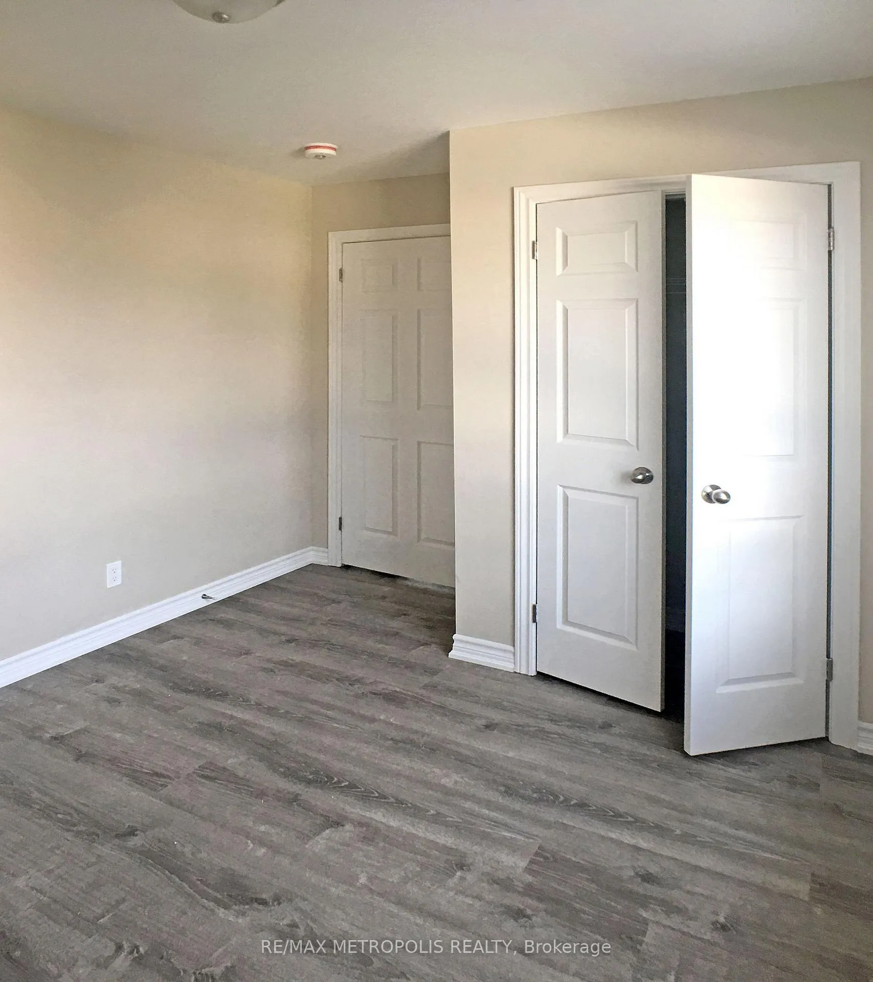 Photo 20 of Unit Coach, 381 Country Glen Road, Markham, Cornell — HOMEH