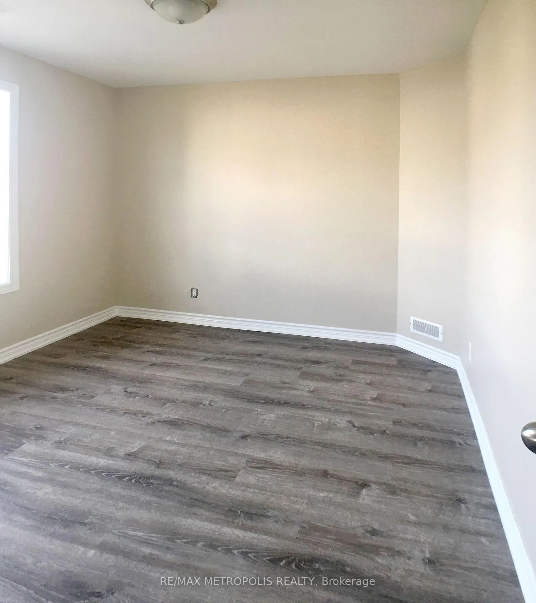 Photo 21 of Unit Coach, 381 Country Glen Road, Markham, Cornell — HOMEH