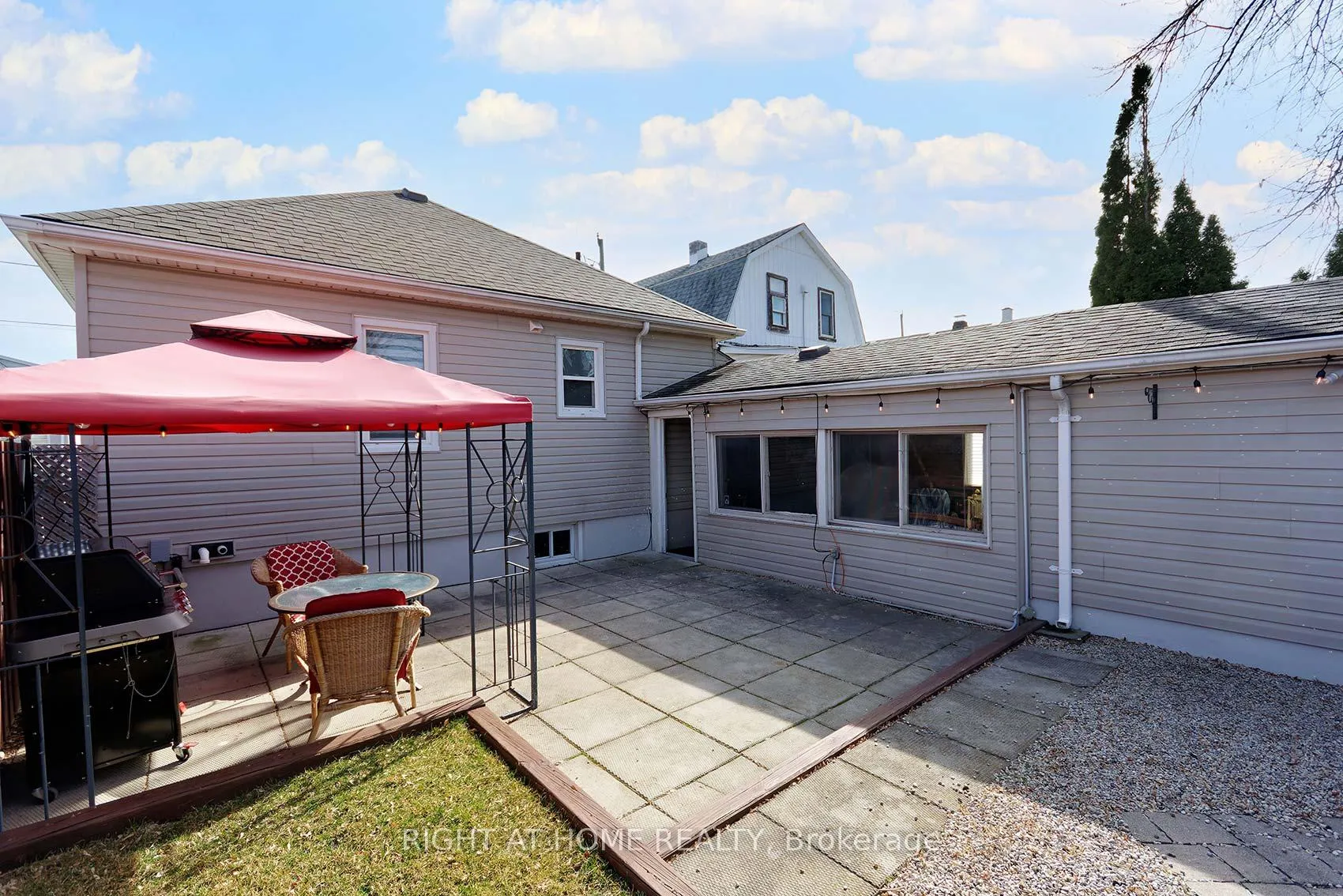 Photo 34 of 27 Brighton Avenue, St. Catharines, Facer — HOMEH