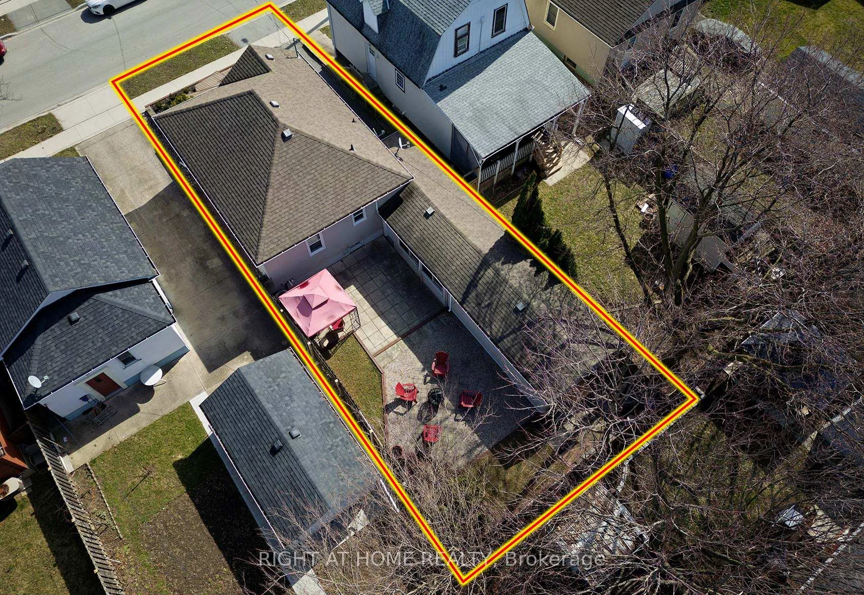Photo 40 of 27 Brighton Avenue, St. Catharines, Facer — HOMEH