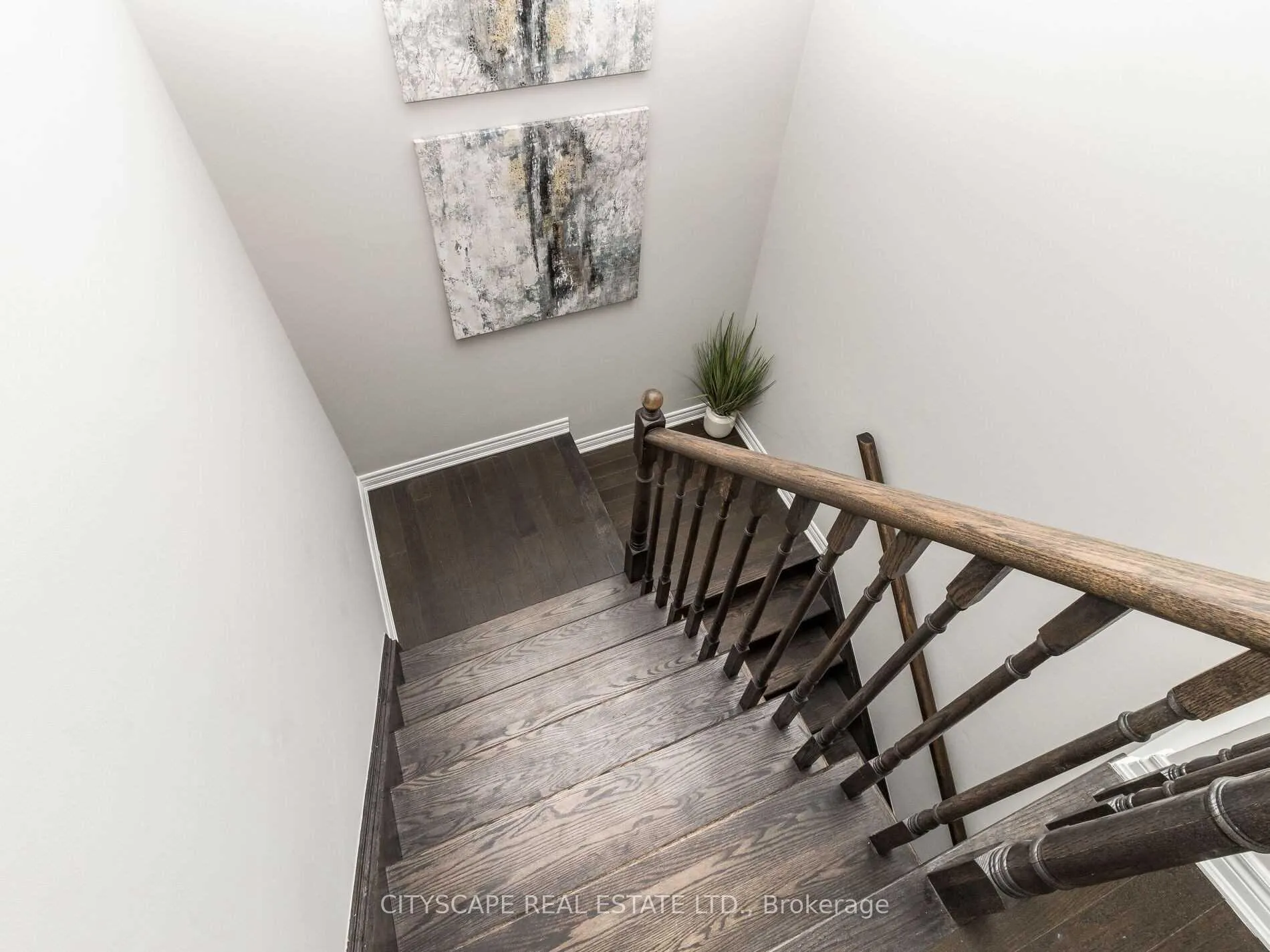 Photo 23 of 22 Rockbrook Trail, Brampton, Northwest Brampton — HOMEH