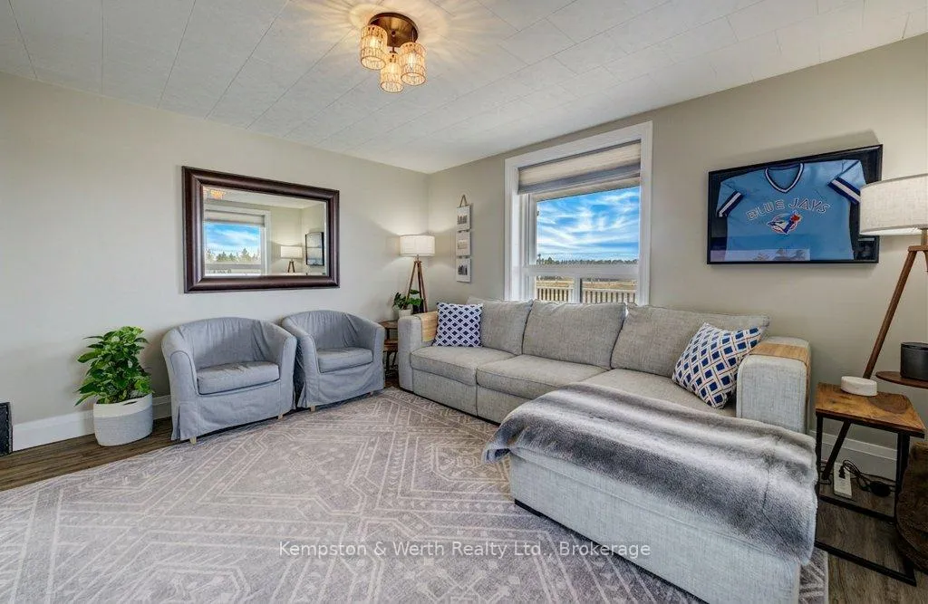 Photo 17 of 43342 Amberley Road, Howick — HOMEH