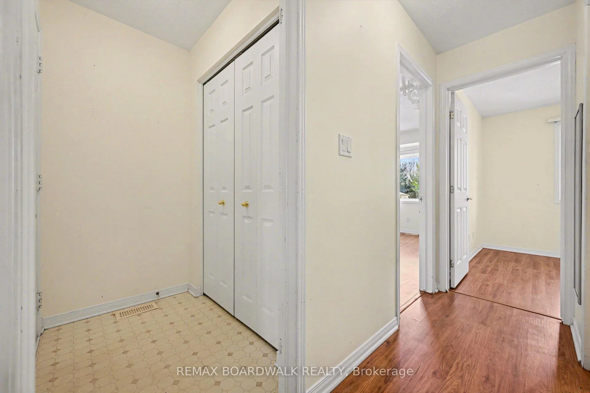 Photo 5 of 402 Flora Street, Carleton Place — HOMEH