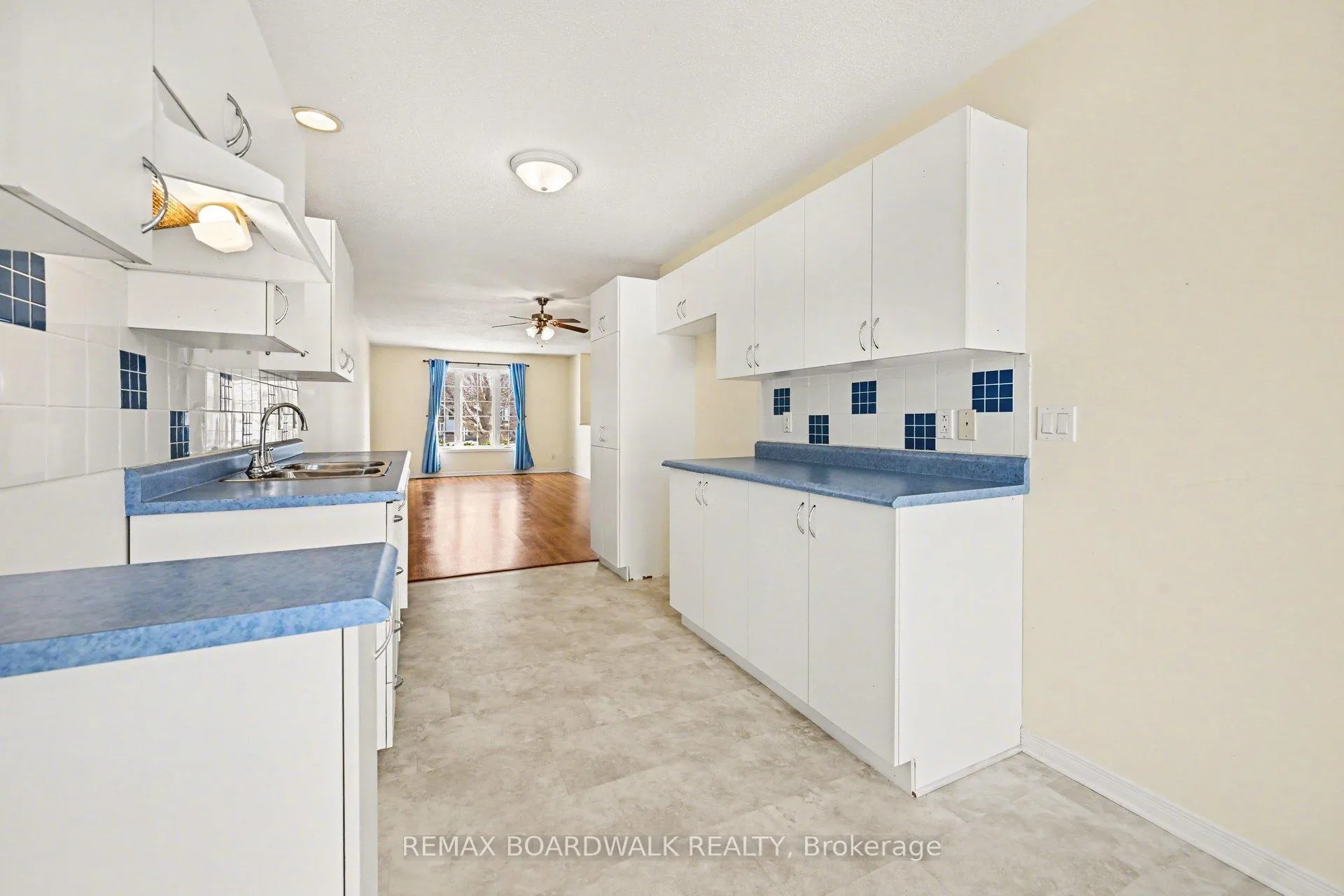 Photo 11 of 402 Flora Street, Carleton Place — HOMEH