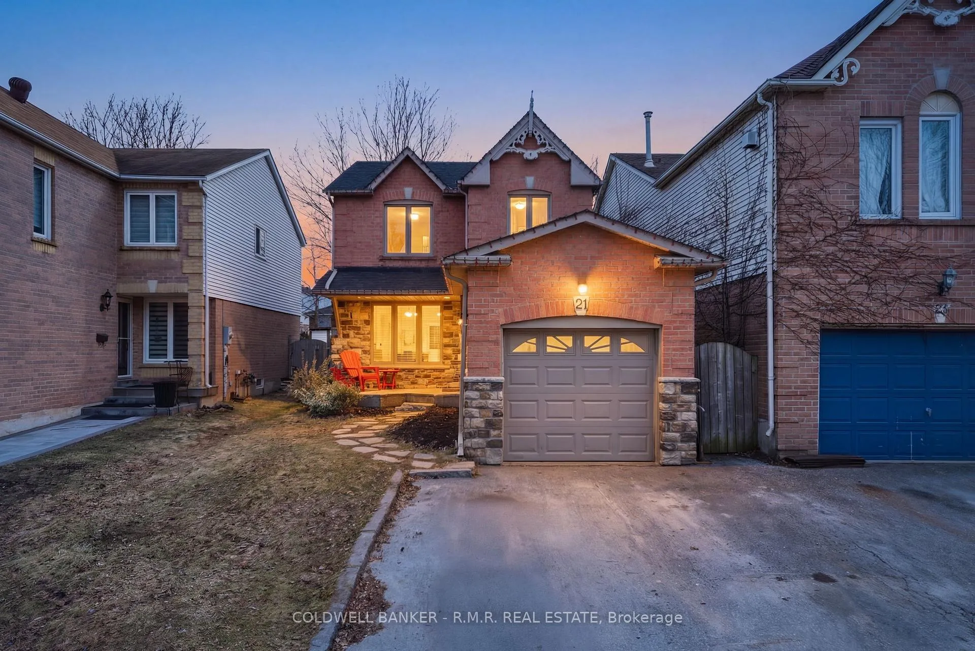 Photo 1 of 21 Yorkville Drive, Clarington, Courtice — HOMEH