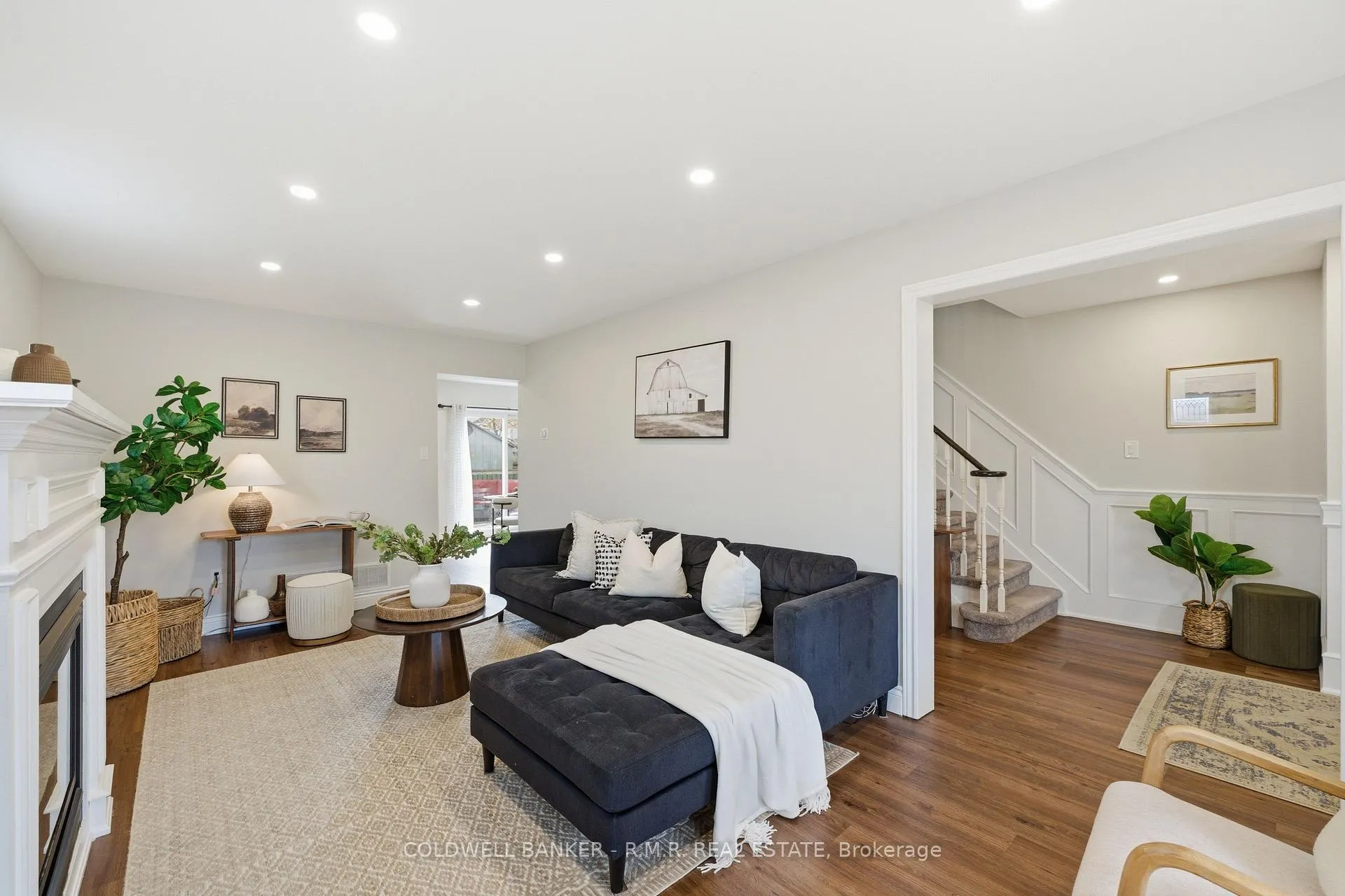 Photo 3 of 21 Yorkville Drive, Clarington, Courtice — HOMEH