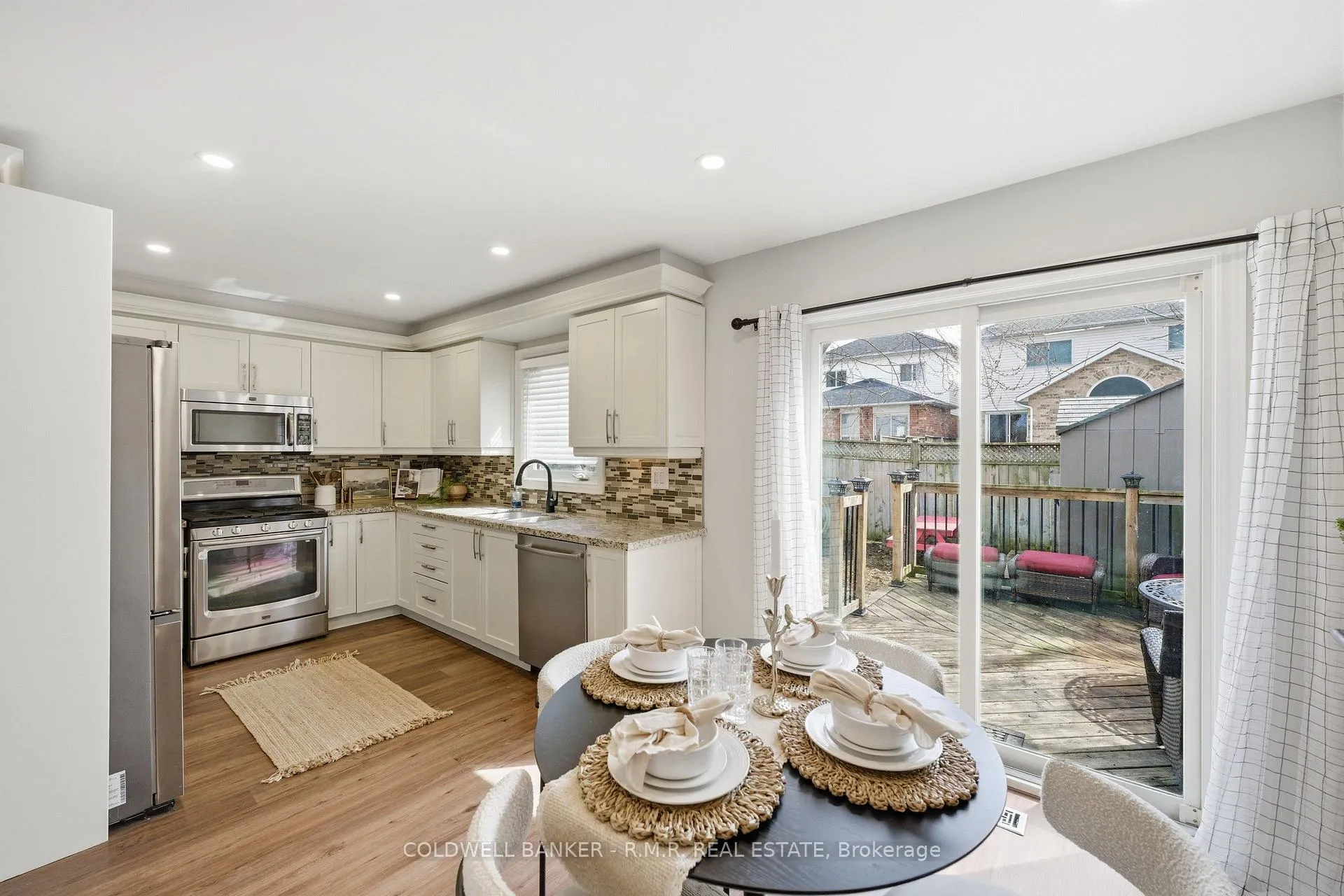 Photo 7 of 21 Yorkville Drive, Clarington, Courtice — HOMEH