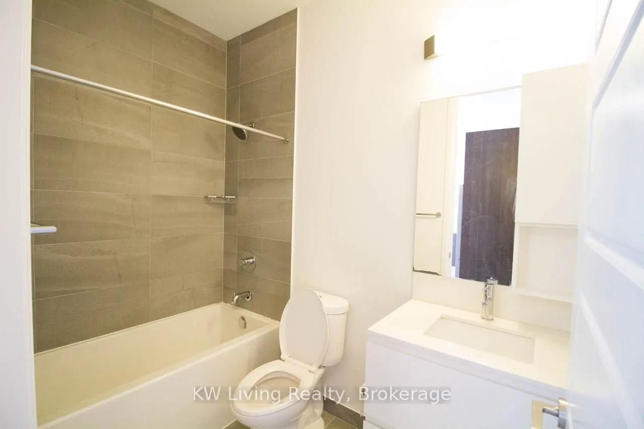 Photo 8 of Unit Rg01, 25 Water Walk Drive, Markham, Unionville — HOMEH