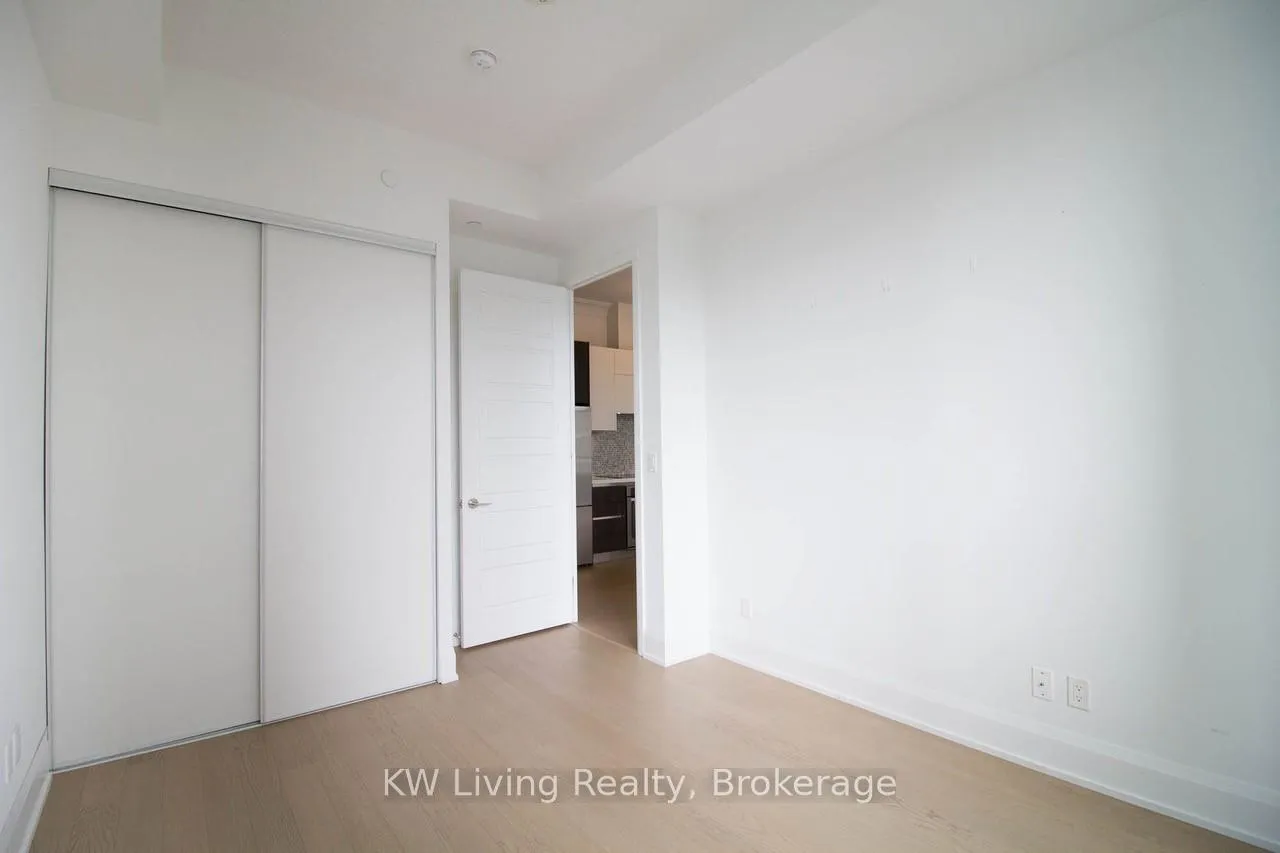 Photo 11 of Unit Rg01, 25 Water Walk Drive, Markham, Unionville — HOMEH