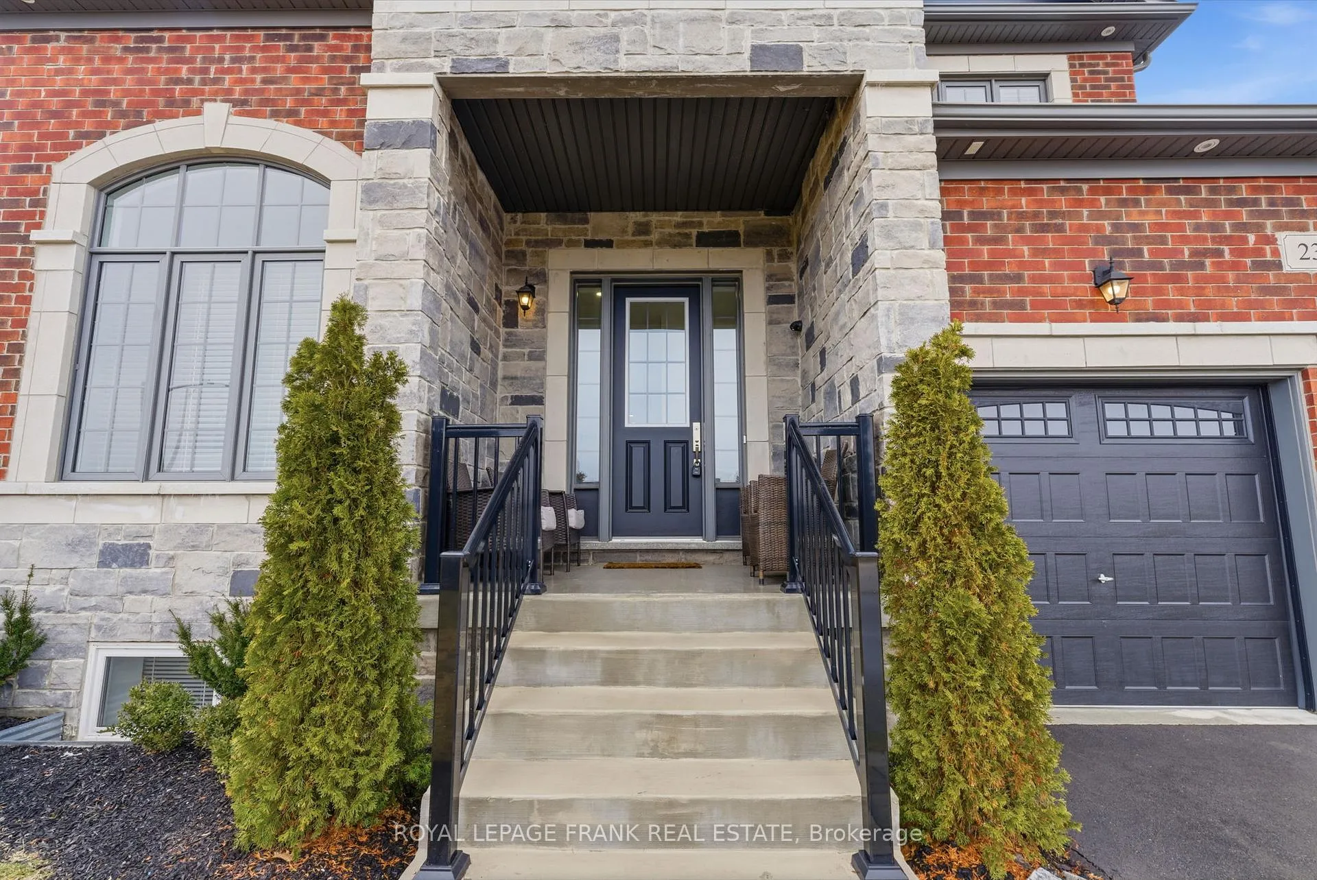 Photo 4 of 23 Wamsley Crescent, Clarington, Newcastle — HOMEH