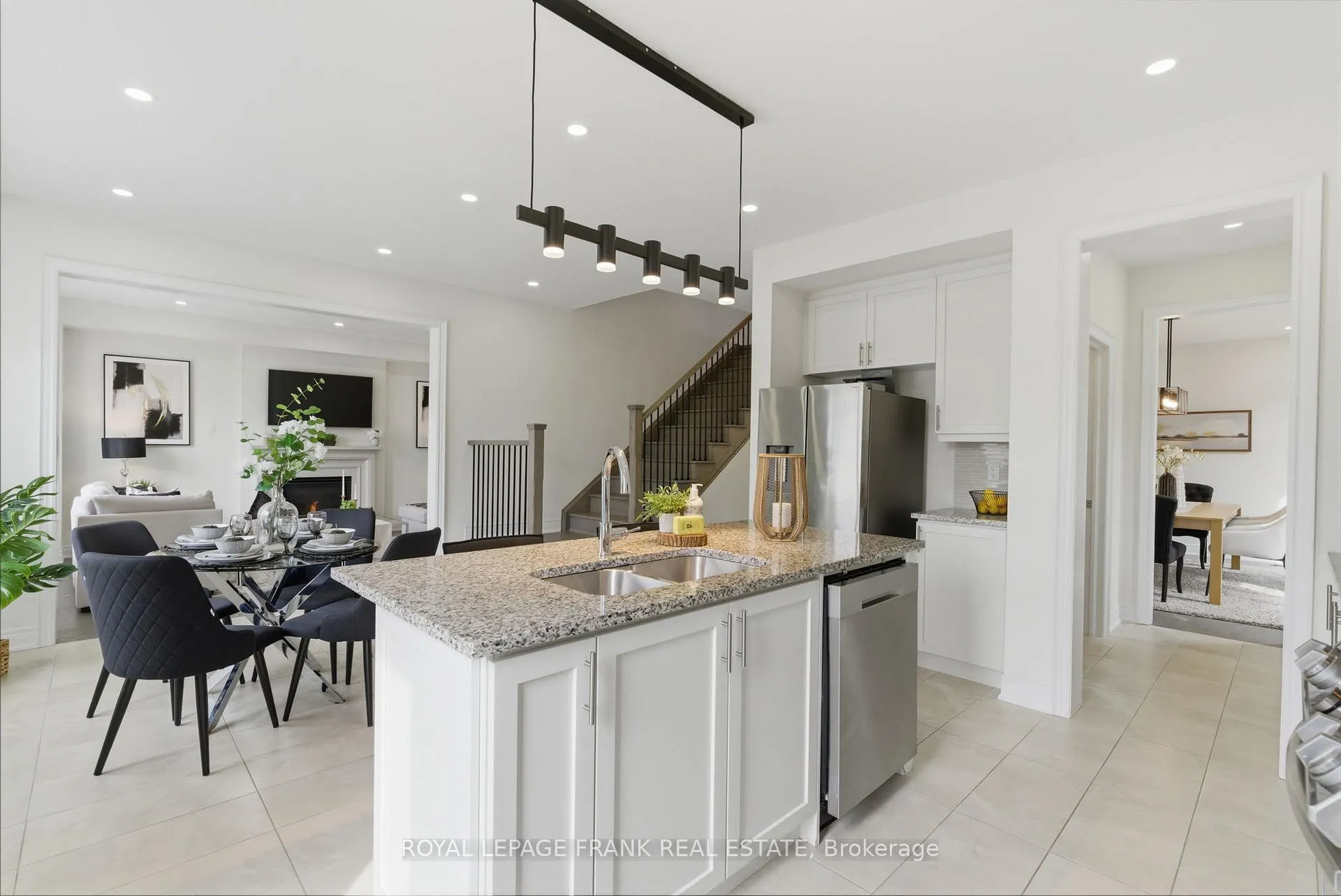 Photo 5 of 23 Wamsley Crescent, Clarington, Newcastle — HOMEH