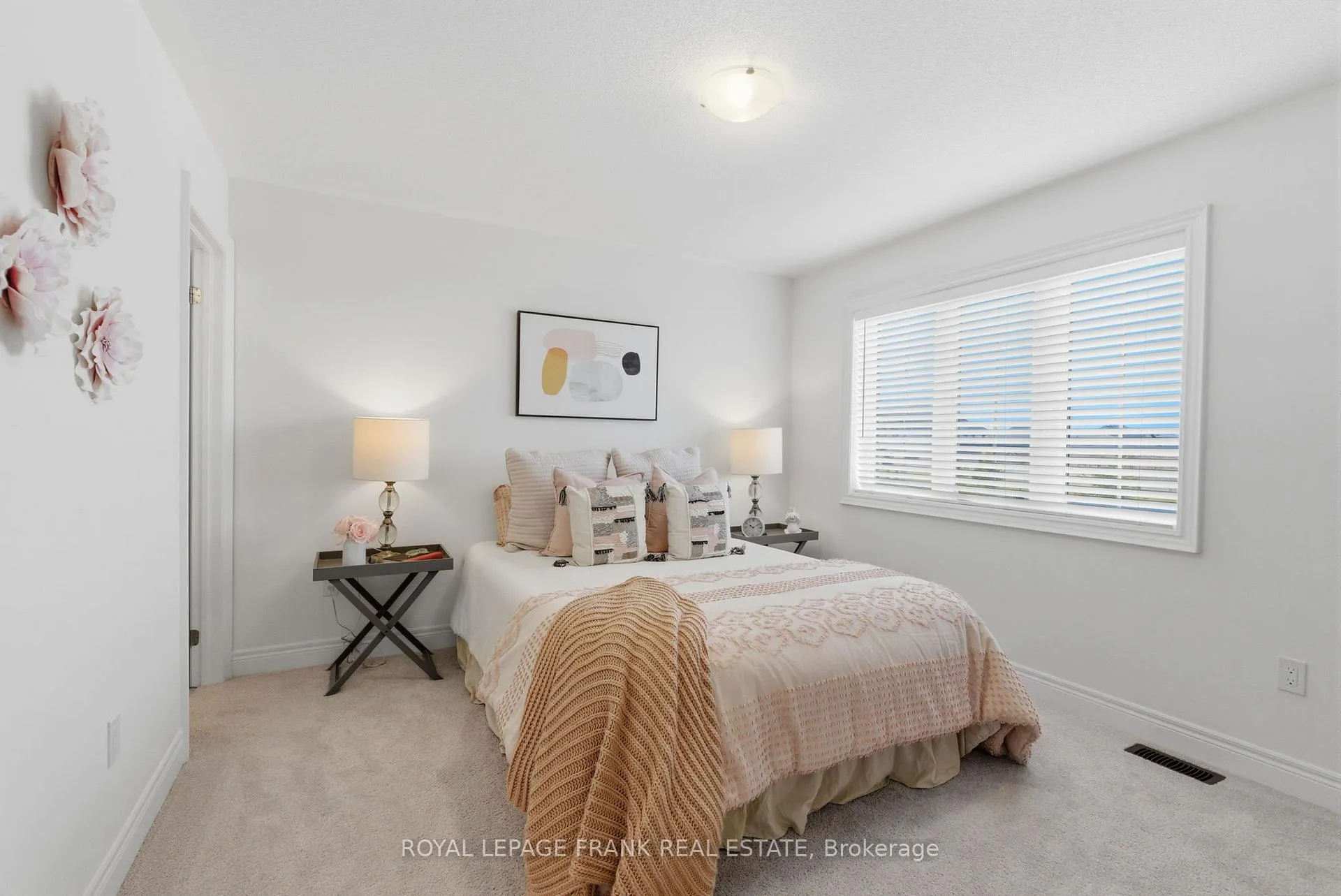 Photo 25 of 23 Wamsley Crescent, Clarington, Newcastle — HOMEH