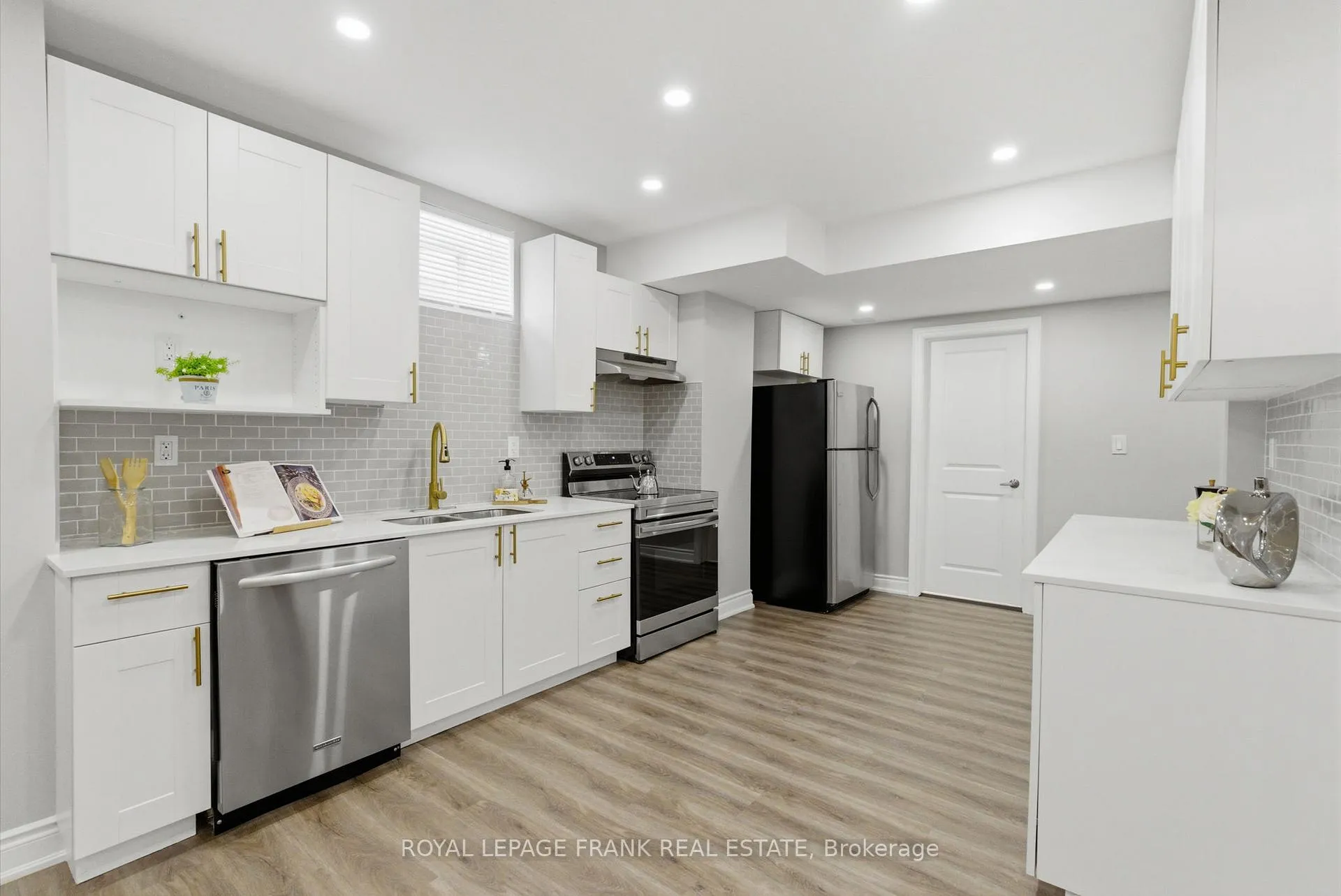 Photo 38 of 23 Wamsley Crescent, Clarington, Newcastle — HOMEH