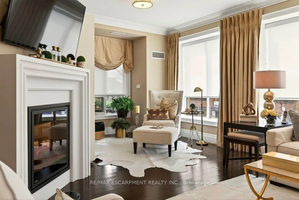 Photo 11 of Unit 201, 445 Elizabeth Street, Burlington, Brant — HOMEH