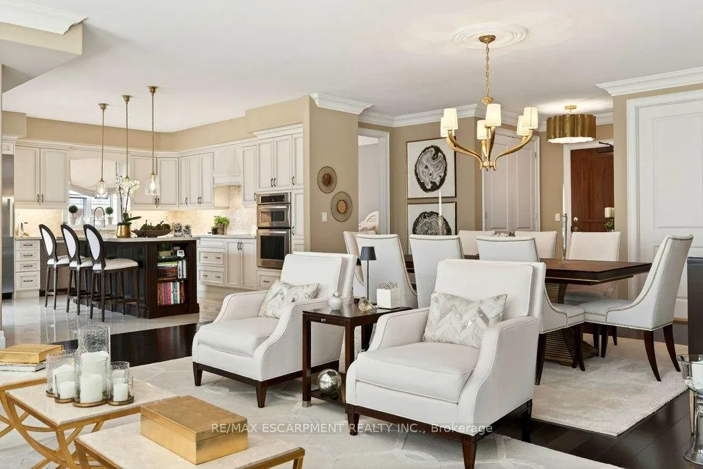 Photo 12 of Unit 201, 445 Elizabeth Street, Burlington, Brant — HOMEH