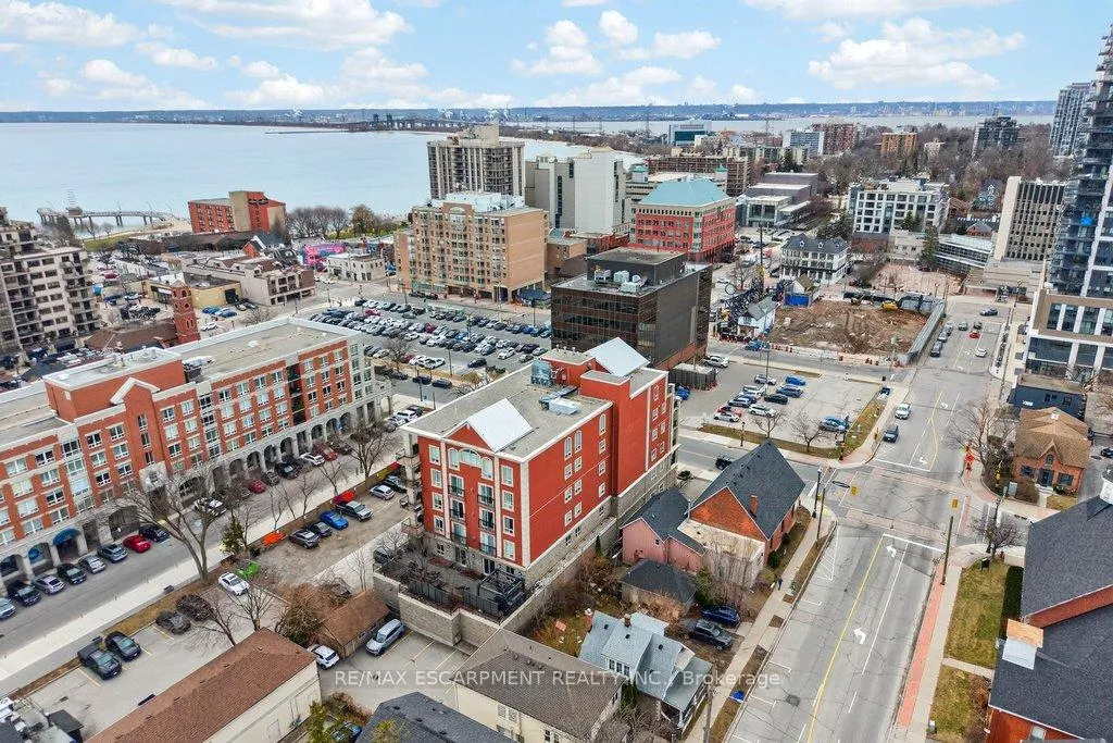 Photo 37 of Unit 201, 445 Elizabeth Street, Burlington, Brant — HOMEH