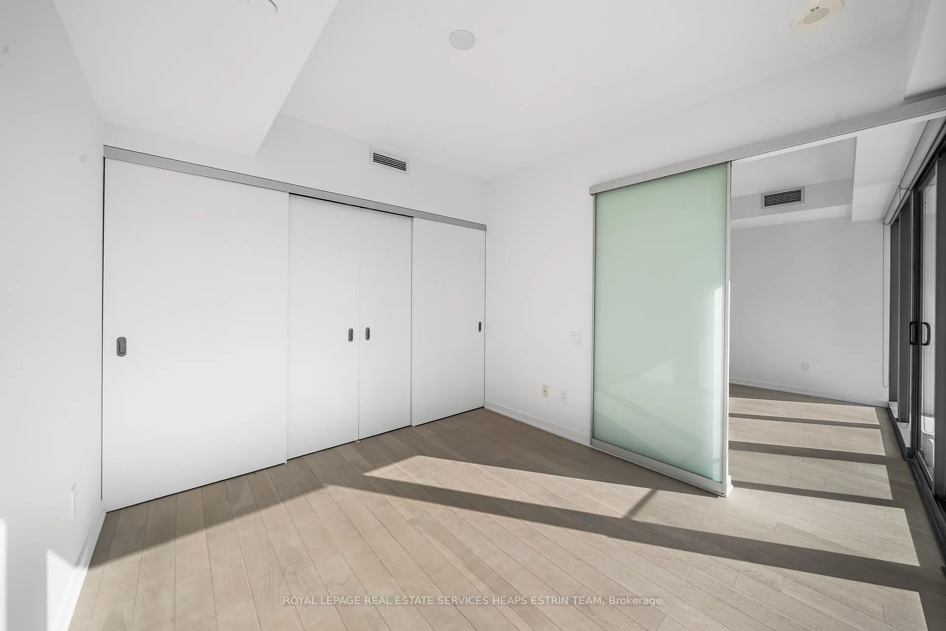 Photo 18 of Unit 2003, 60 Colborne Street, Toronto, Church-Yonge Corridor — HOMEH