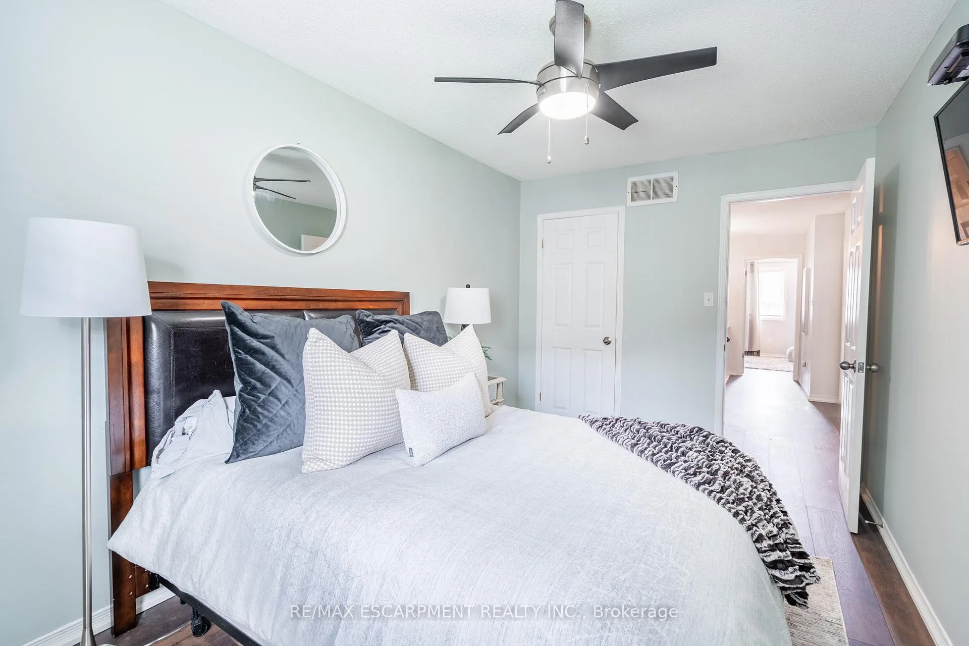 Photo 27 of Unit 24, 100 Vineberg Drive, Hamilton, Allison — HOMEH