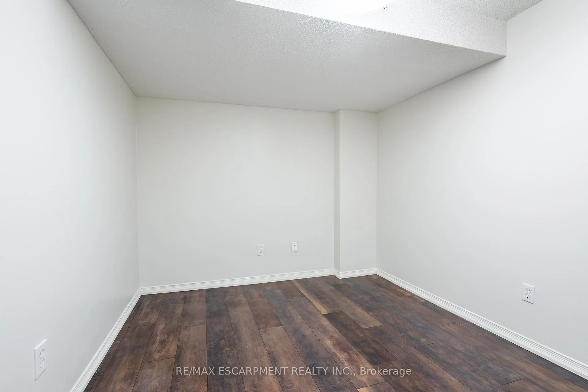 Photo 43 of Unit 24, 100 Vineberg Drive, Hamilton, Allison — HOMEH