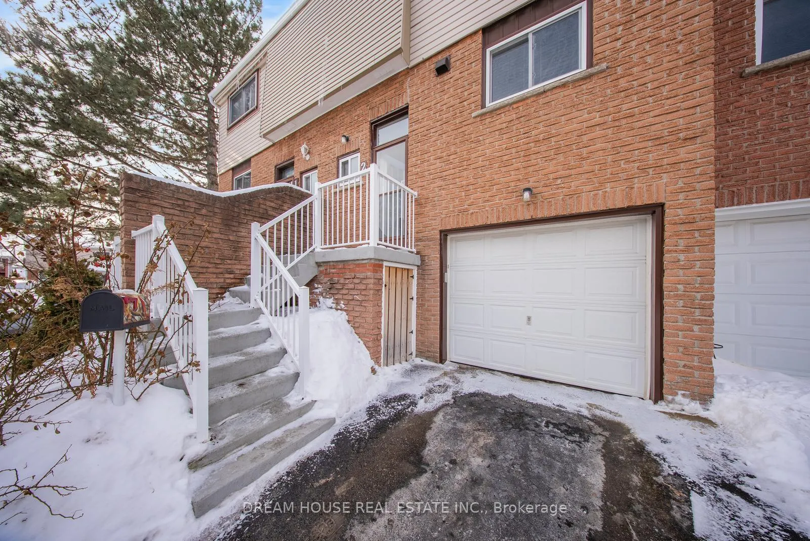 Photo 2 of Unit 2, 1655 Geta Circle, Pickering, Village East — HOMEH