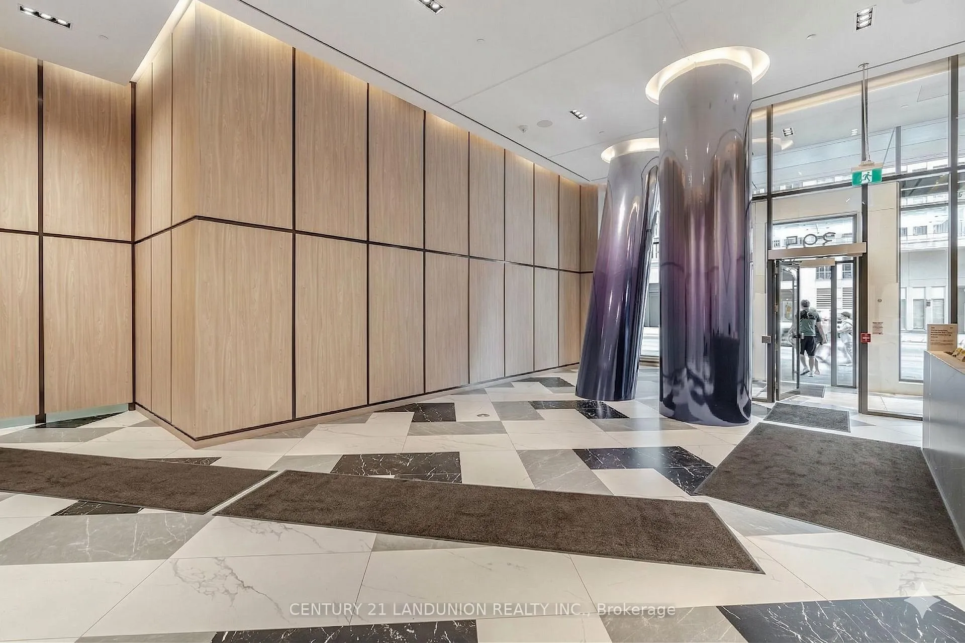 Photo 12 of Unit 2010, 395 Bloor Street E, Toronto, North St. James Town — HOMEH