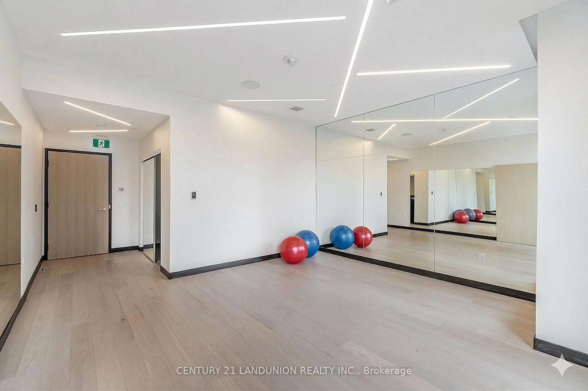 Photo 15 of Unit 2010, 395 Bloor Street E, Toronto, North St. James Town — HOMEH