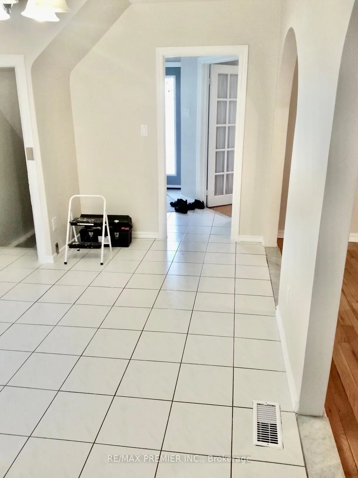 Photo 6 of 34 Mc Farland Avenue, Toronto, Corso Italia-Davenport — HOMEH