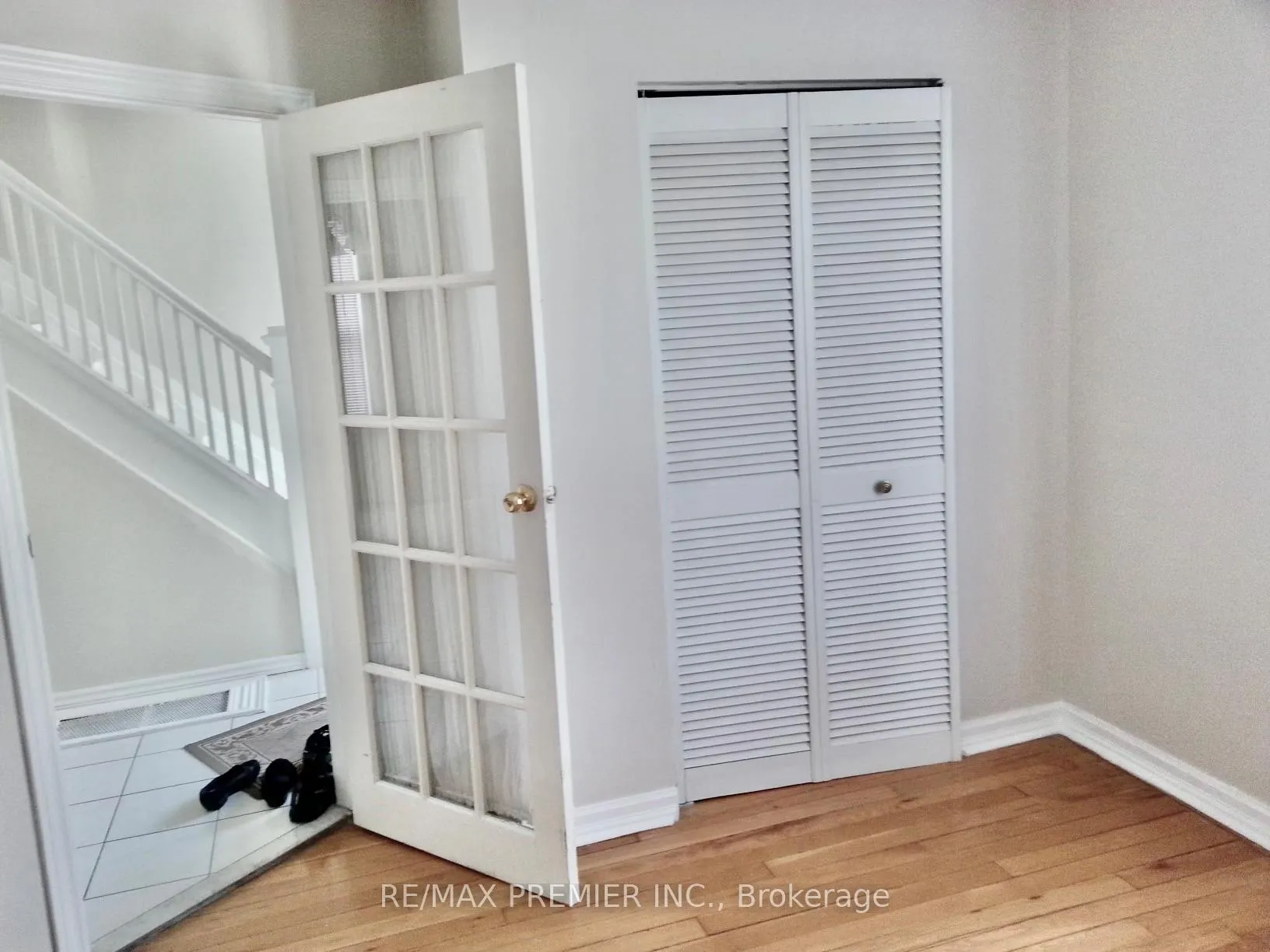 Photo 8 of 34 Mc Farland Avenue, Toronto, Corso Italia-Davenport — HOMEH