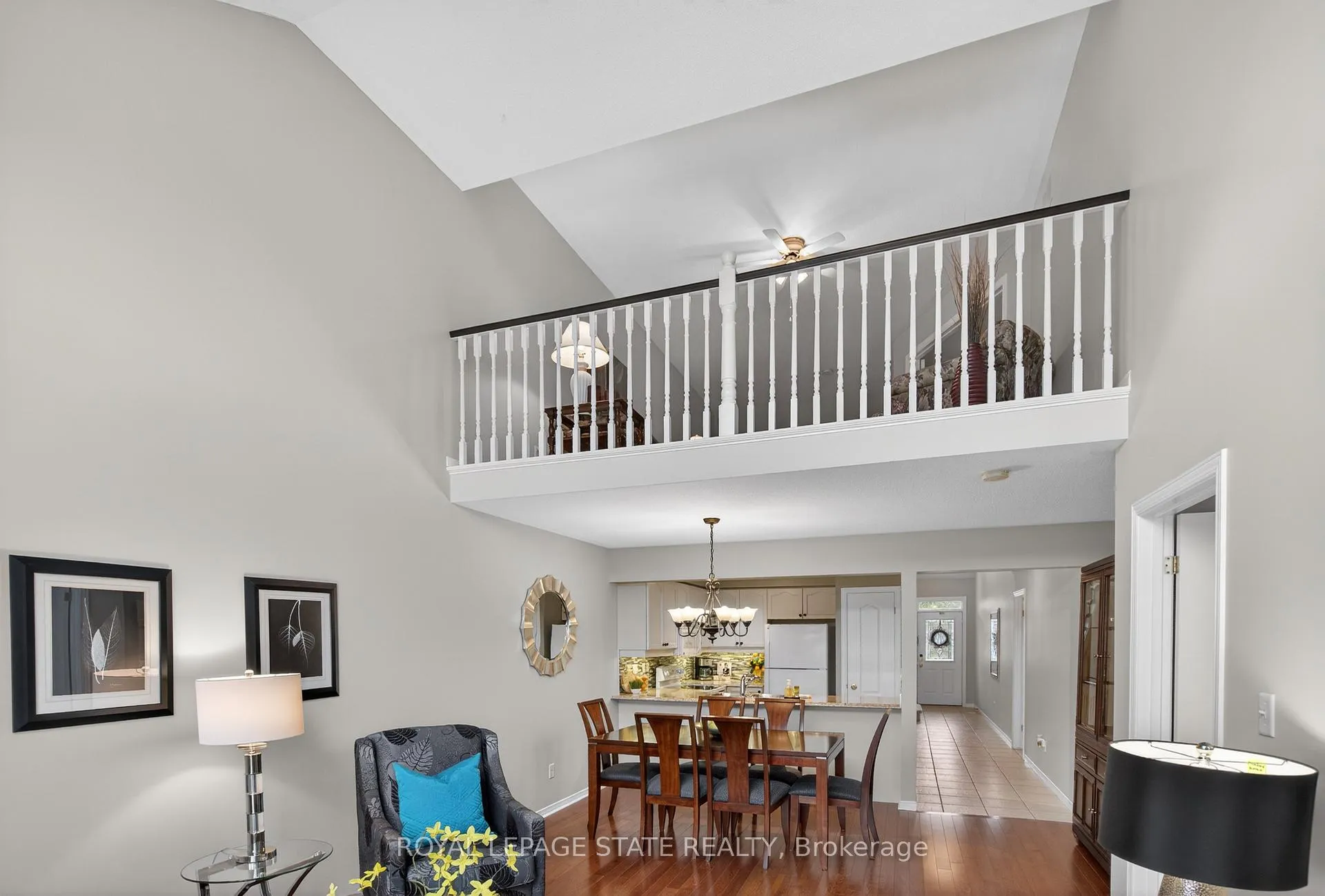 Photo 19 of Unit 24, 212 Stonehenge Drive, Hamilton, Meadowlands — HOMEH
