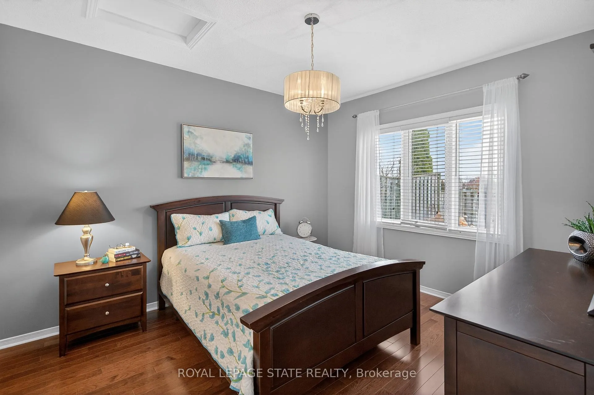 Photo 20 of Unit 24, 212 Stonehenge Drive, Hamilton, Meadowlands — HOMEH