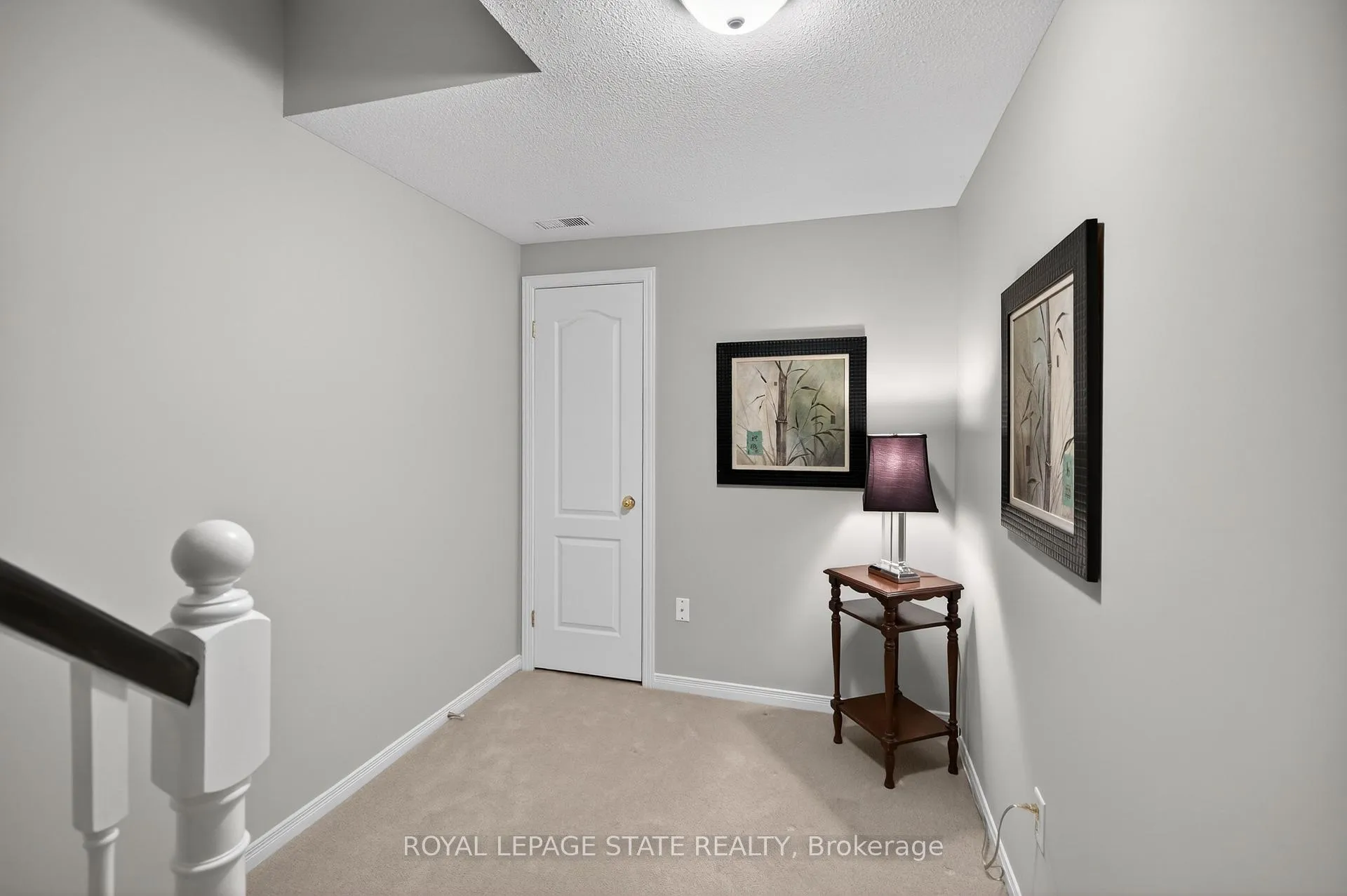 Photo 32 of Unit 24, 212 Stonehenge Drive, Hamilton, Meadowlands — HOMEH