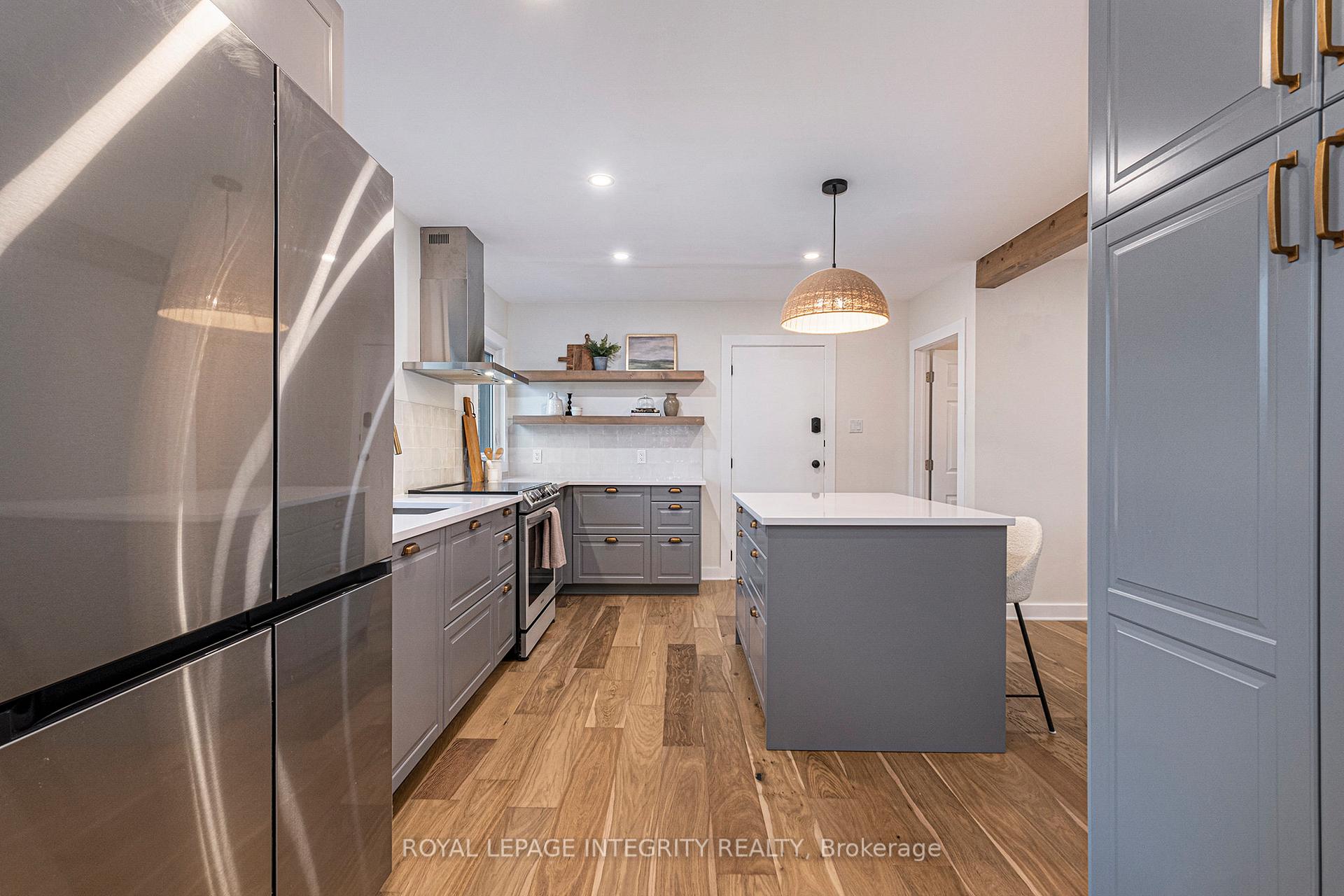 Photo 11 of 17 Lockview Road, Ottawa, Manotick Village & Manotick Estates — HOMEH