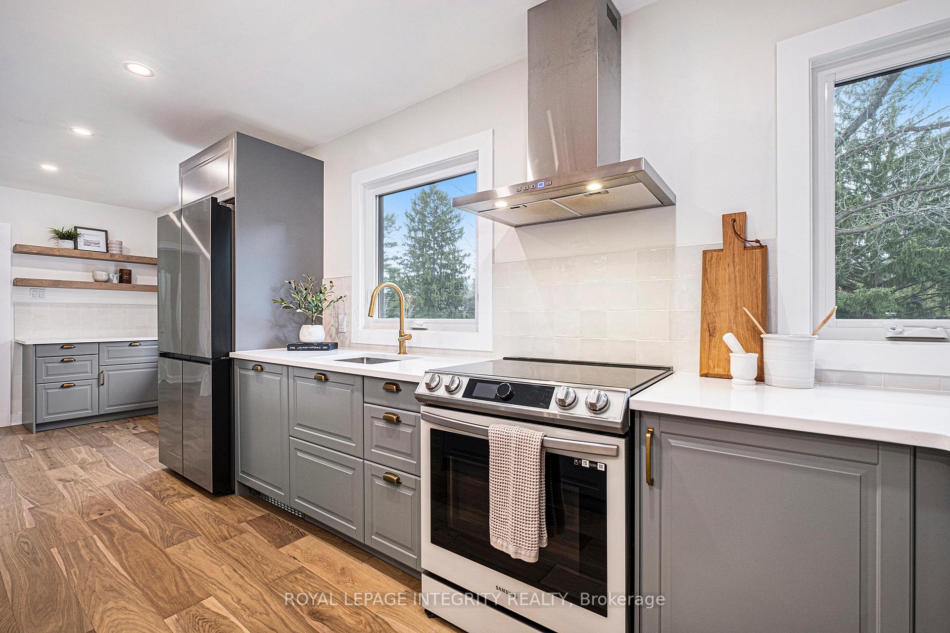 Photo 14 of 17 Lockview Road, Ottawa, Manotick Village & Manotick Estates — HOMEH