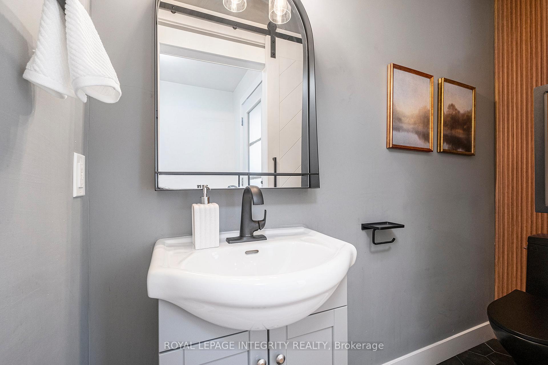 Photo 16 of 17 Lockview Road, Ottawa, Manotick Village & Manotick Estates — HOMEH