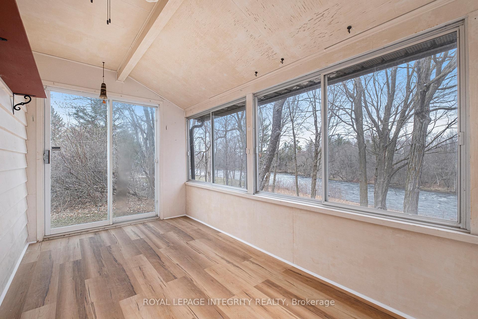 Photo 23 of 17 Lockview Road, Ottawa, Manotick Village & Manotick Estates — HOMEH
