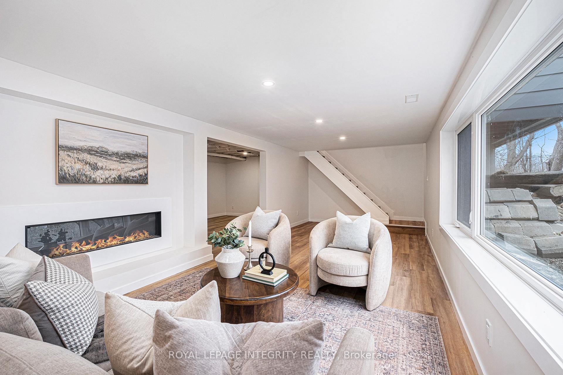 Photo 24 of 17 Lockview Road, Ottawa, Manotick Village & Manotick Estates — HOMEH