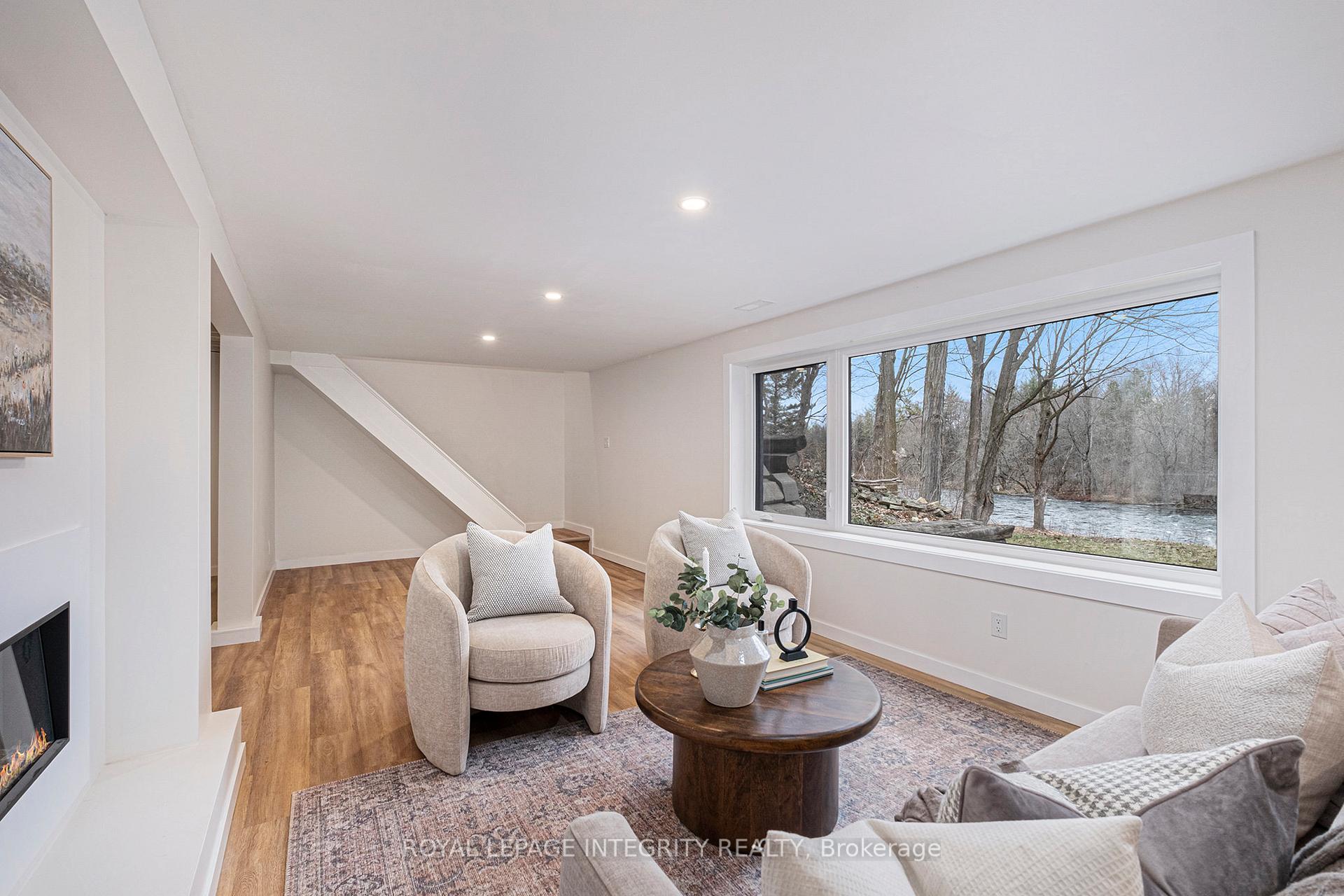 Photo 25 of 17 Lockview Road, Ottawa, Manotick Village & Manotick Estates — HOMEH