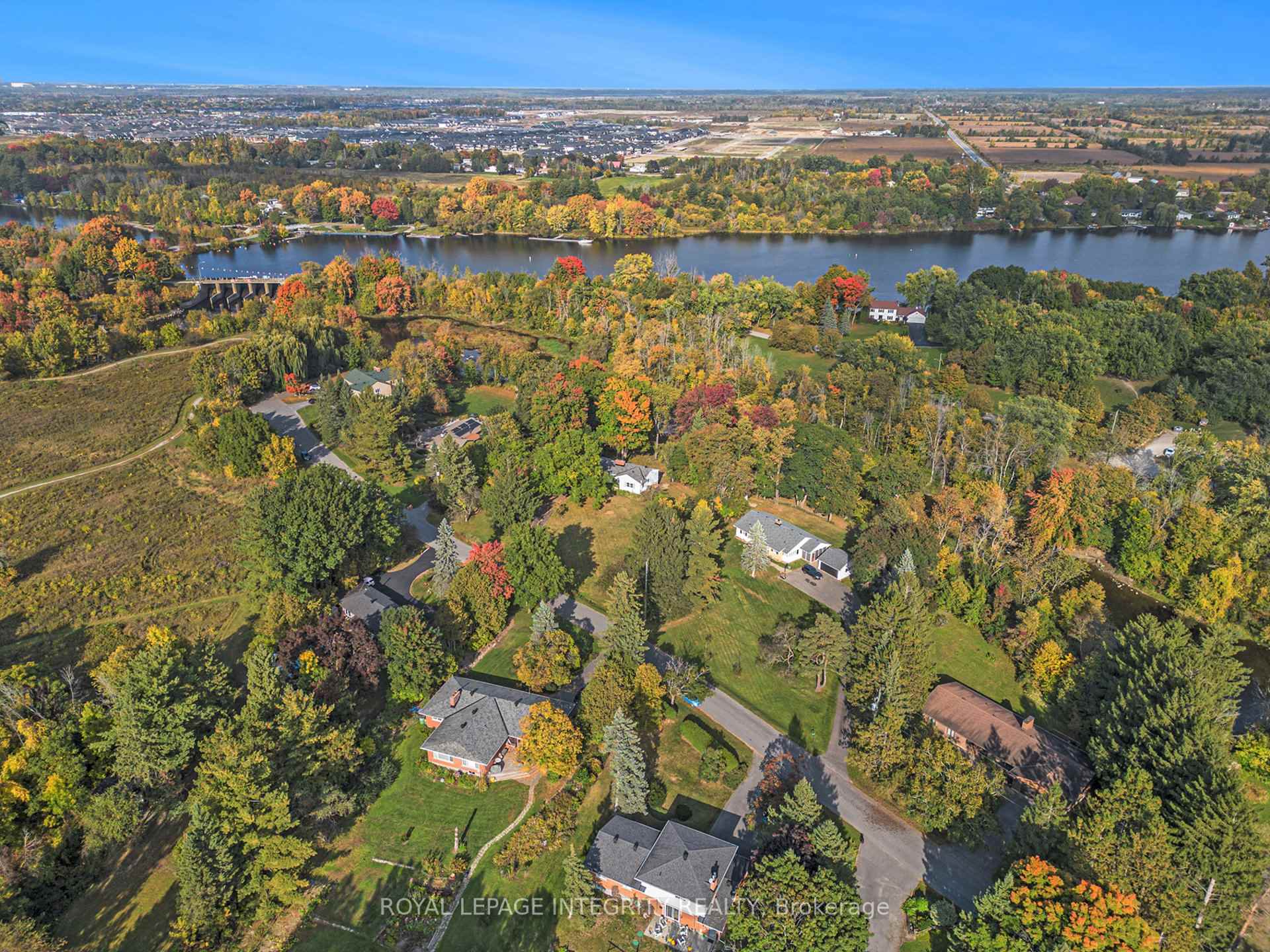 Photo 33 of 17 Lockview Road, Ottawa, Manotick Village & Manotick Estates — HOMEH