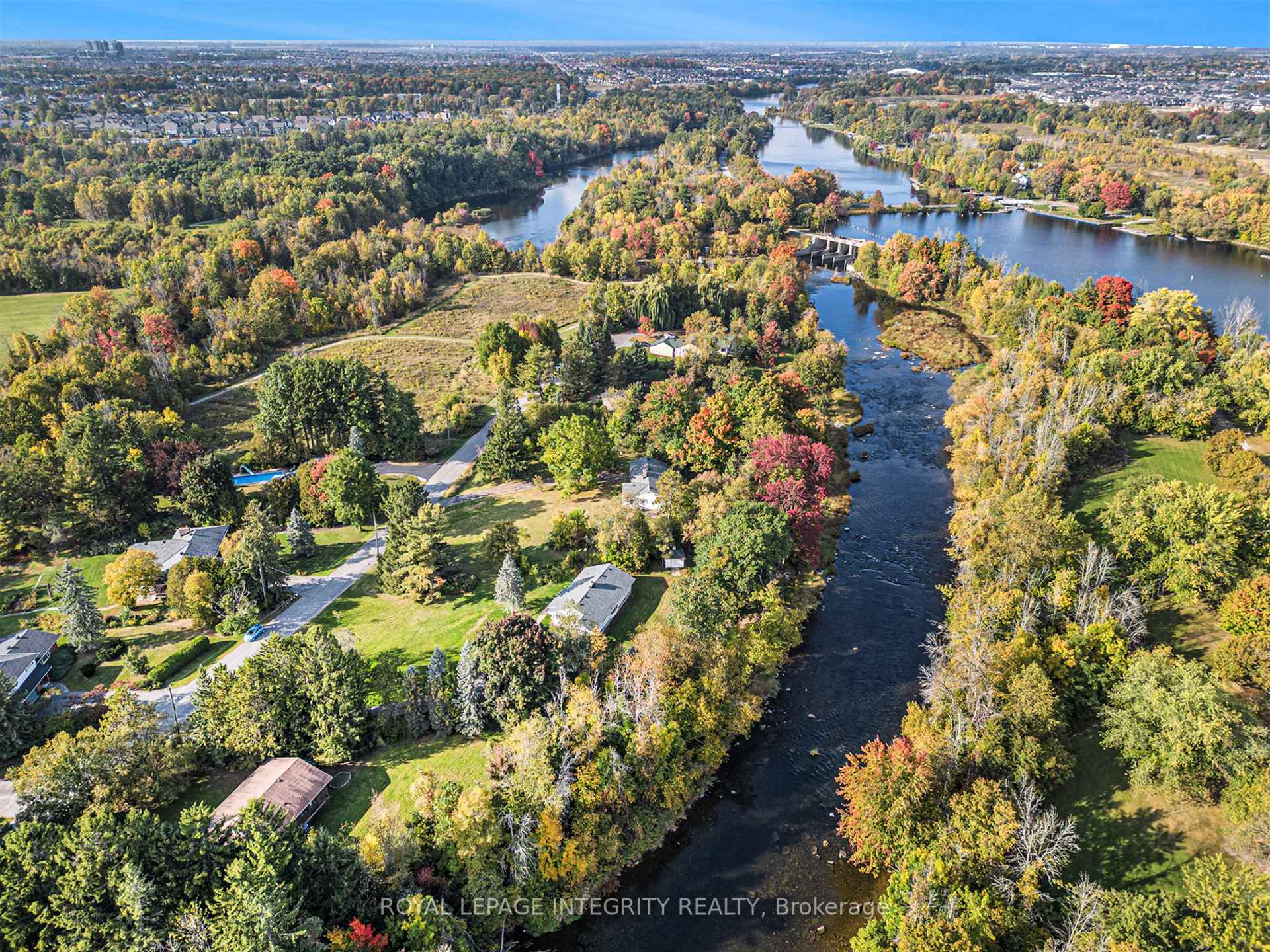 Photo 35 of 17 Lockview Road, Ottawa, Manotick Village & Manotick Estates — HOMEH