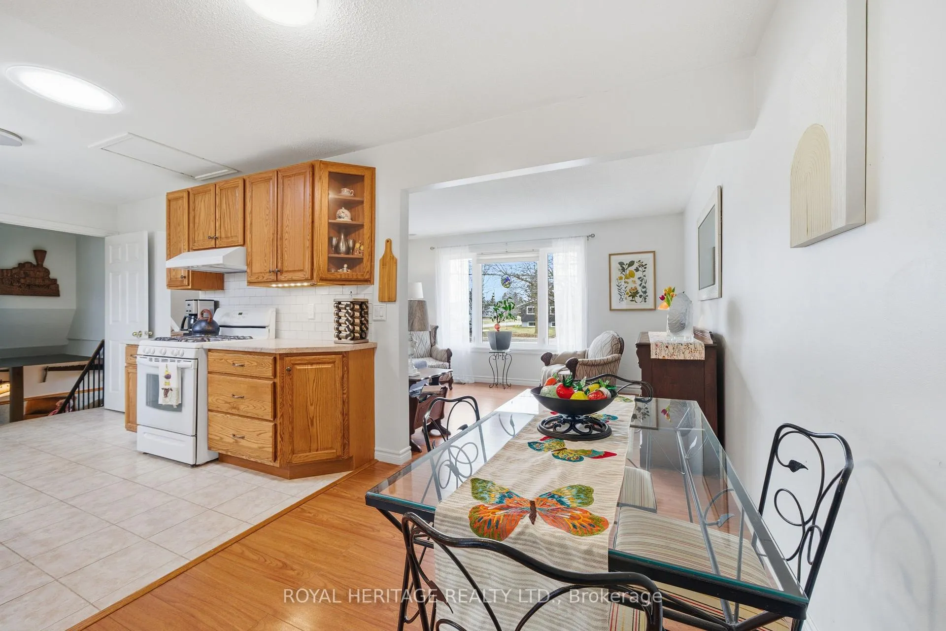 Photo 11 of 33 Frankford Road, Stirling-Rawdon, Stirling Ward — HOMEH