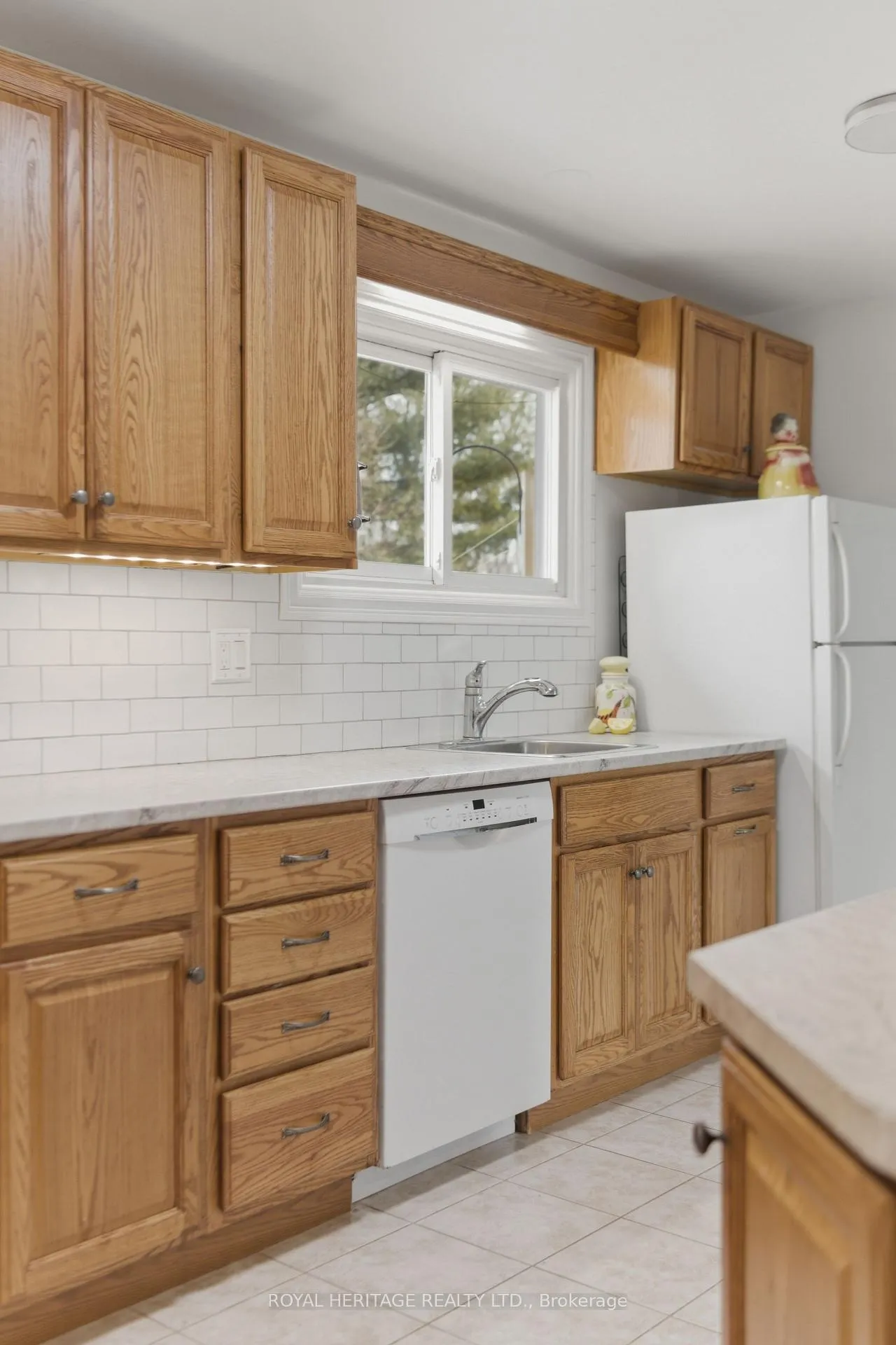 Photo 16 of 33 Frankford Road, Stirling-Rawdon, Stirling Ward — HOMEH